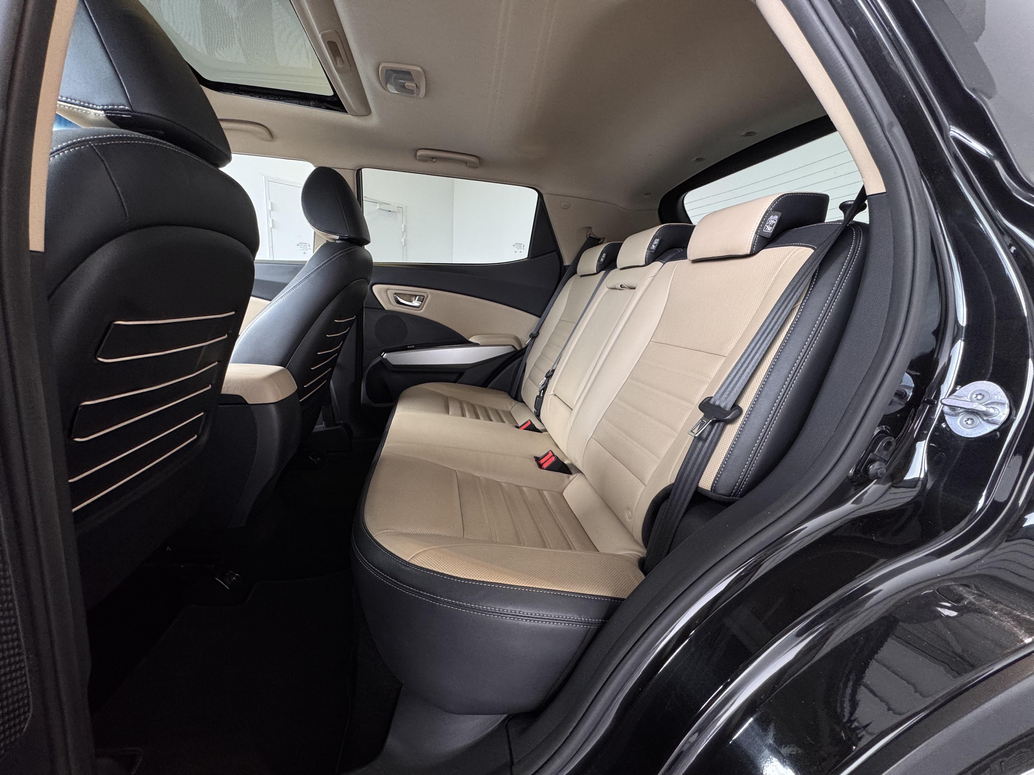 SSANGYONG Tivoli 160 e-XDi 115 2WD Luxury A - Véhicule Occasion Océane Auto