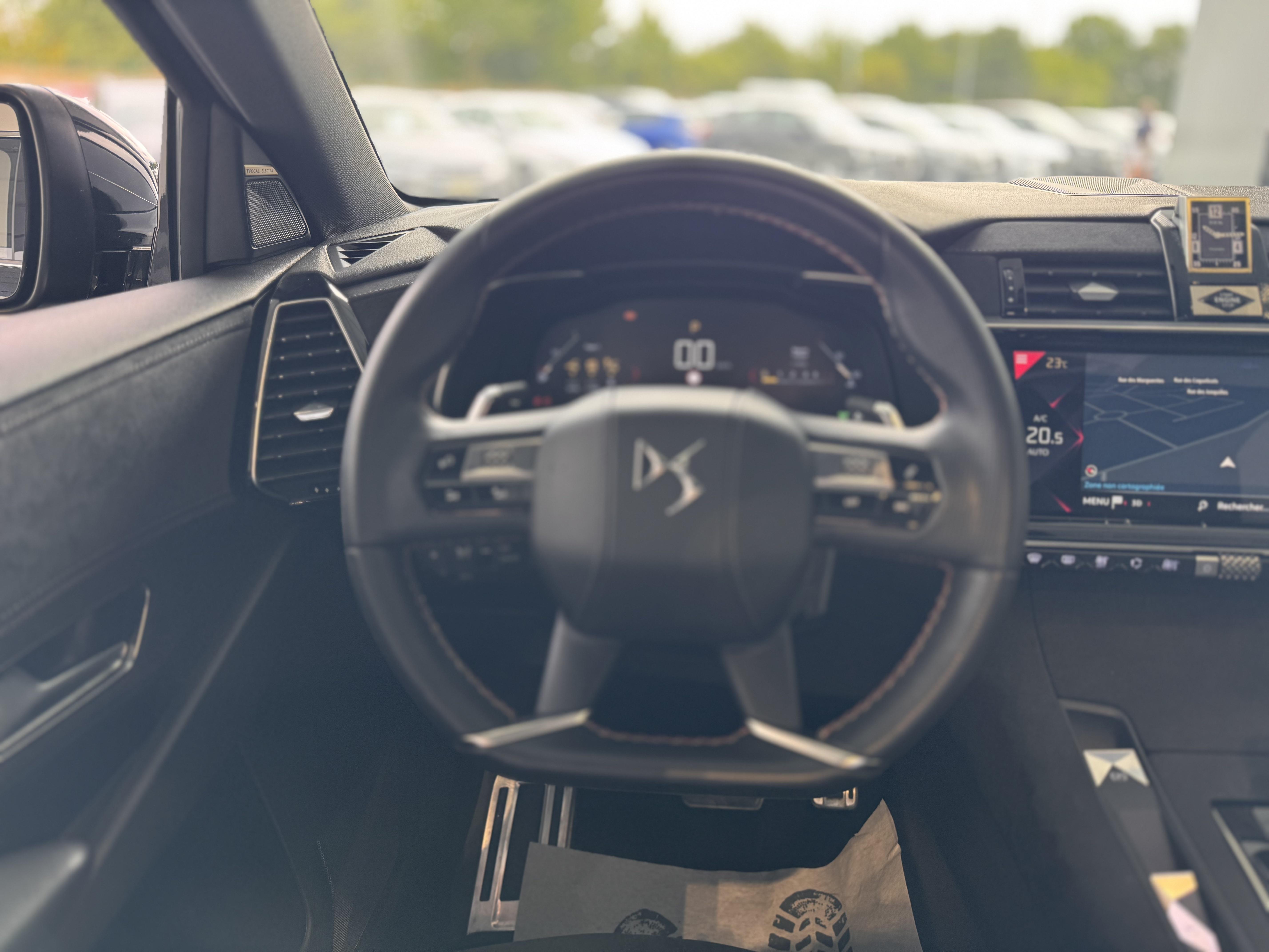 DS DS7 Crossback BlueHDi 180 EAT8 Performance Line+ - Véhicule Occasion Océane Auto