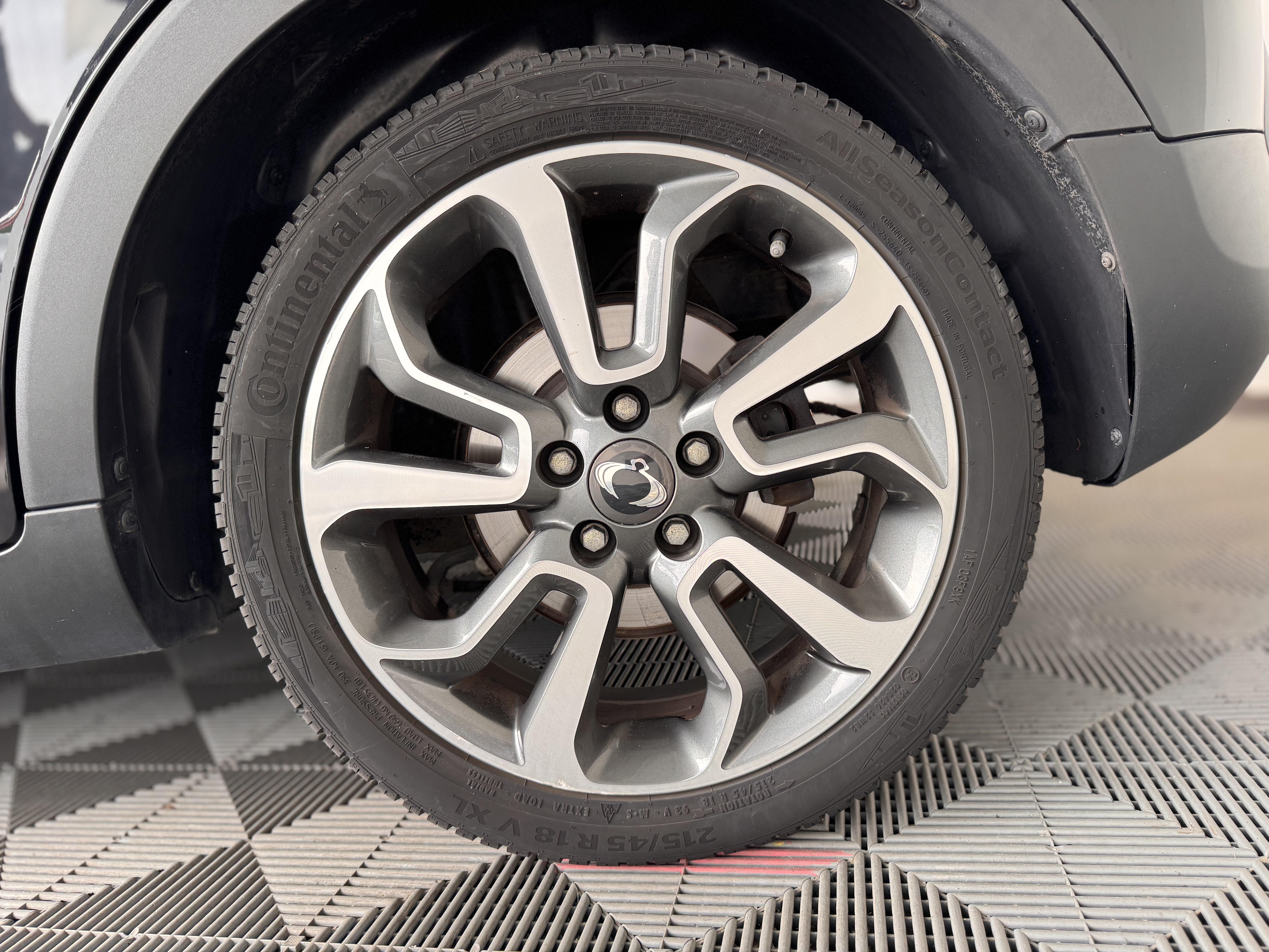 SSANGYONG Tivoli 160 e-XDi 115 2WD Luxury A - Véhicule Occasion Océane Auto