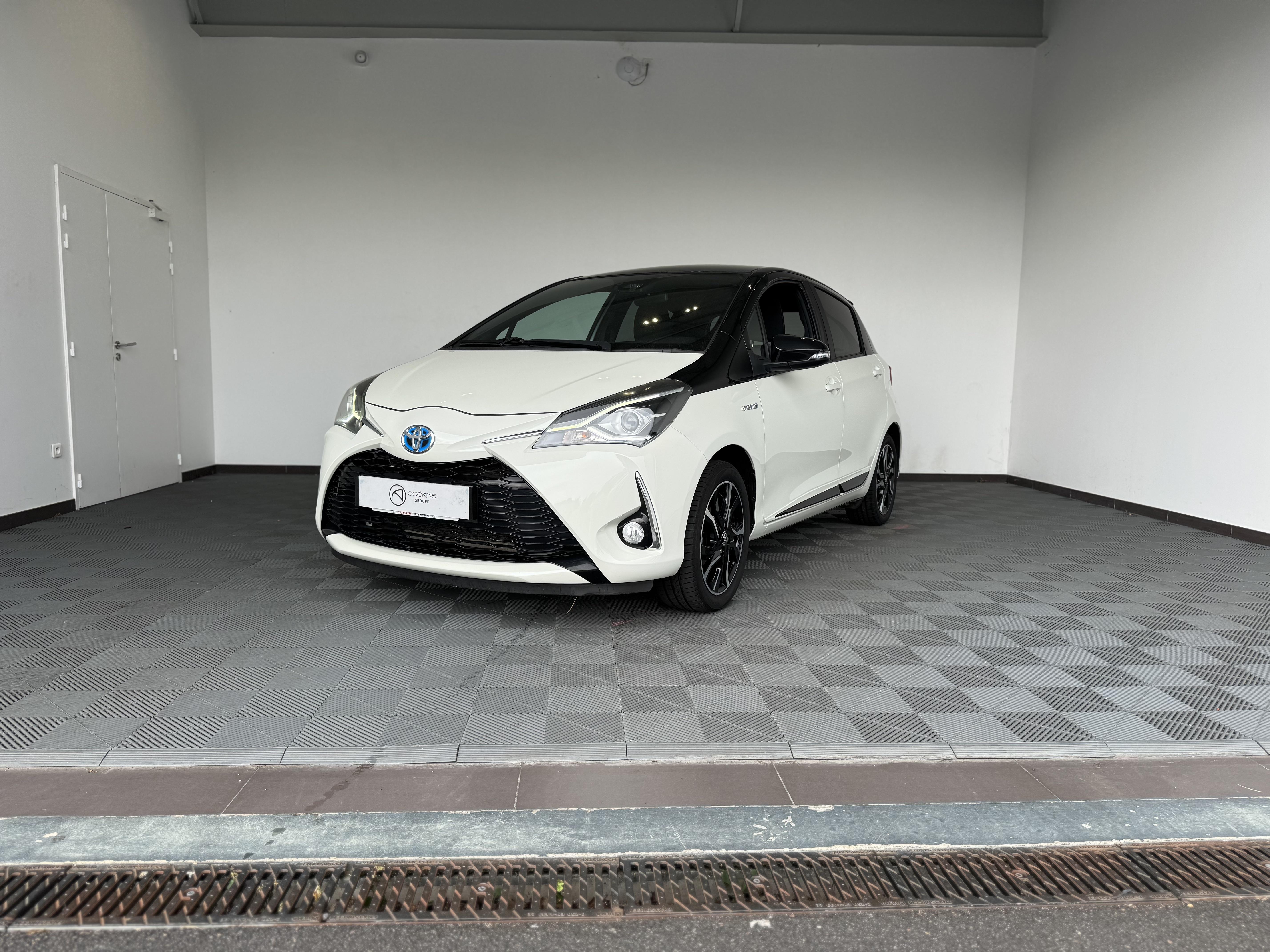 TOYOTA Yaris Hybride 100h Collection - Véhicule Occasion Océane Auto