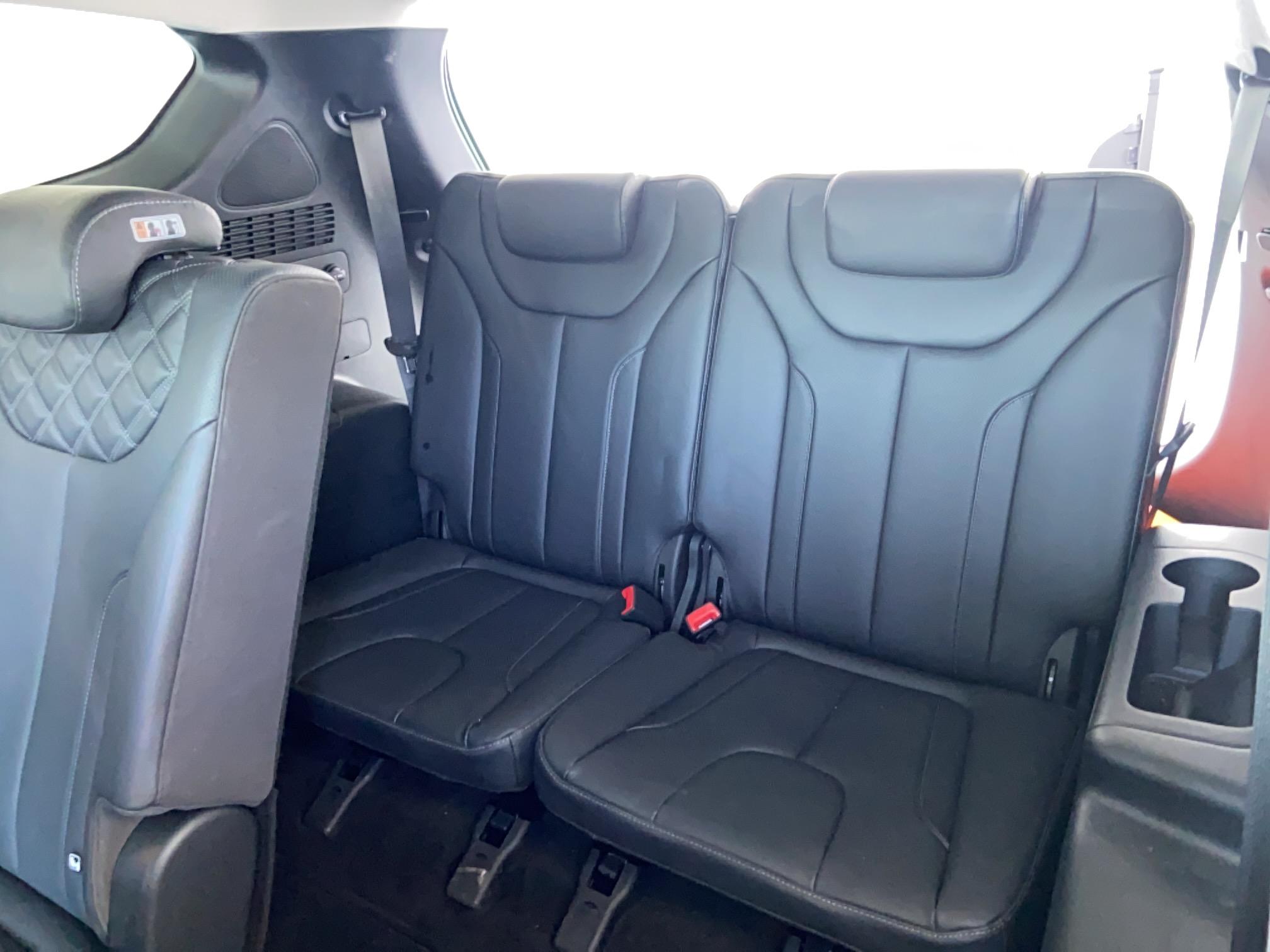 HYUNDAI Santa Fe 1.6 T-GDi Plug-in 265 HTRAC BVA6 Executive - Véhicule Occasion - Océane Auto HYUNDAI Santa Fe 1.6 T-GDi Plug-in 265 HTRAC BVA6 Executive - Véhicule Occasion Océane Auto