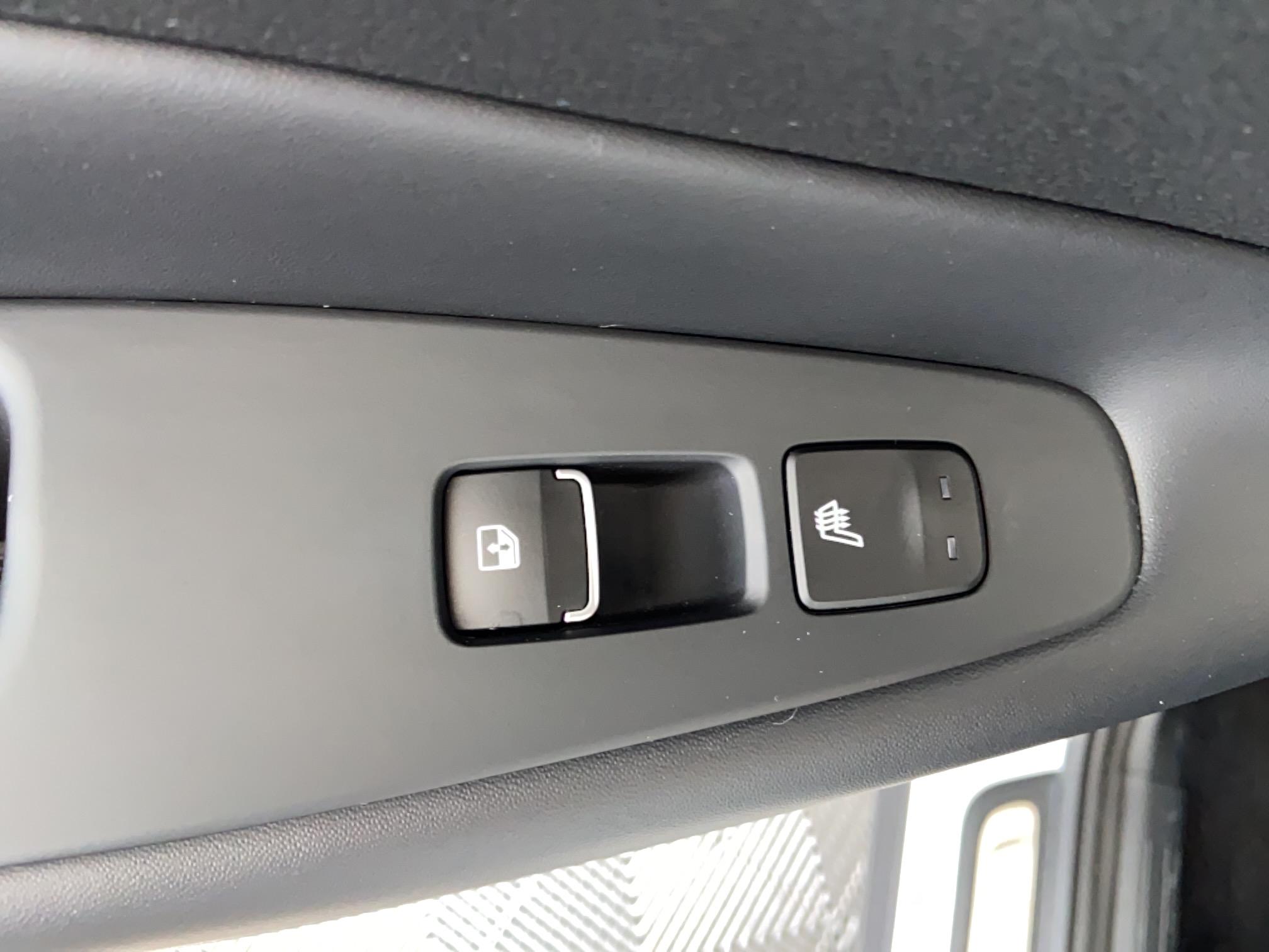 HYUNDAI Santa Fe 1.6 T-GDi Plug-in 265 HTRAC BVA6 Executive - Véhicule Occasion - Océane Auto HYUNDAI Santa Fe 1.6 T-GDi Plug-in 265 HTRAC BVA6 Executive - Véhicule Occasion Océane Auto