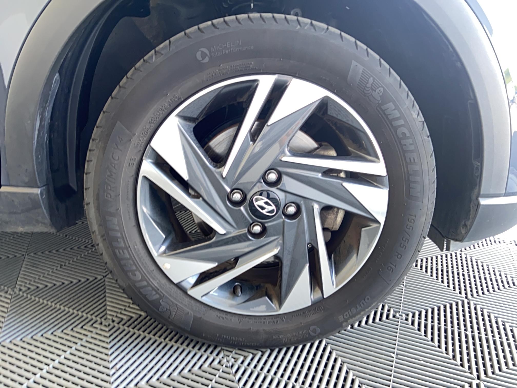 HYUNDAI Bayon 1.0 T-GDi 100 Hybrid 48V Intuitive - Véhicule Occasion Océane Auto