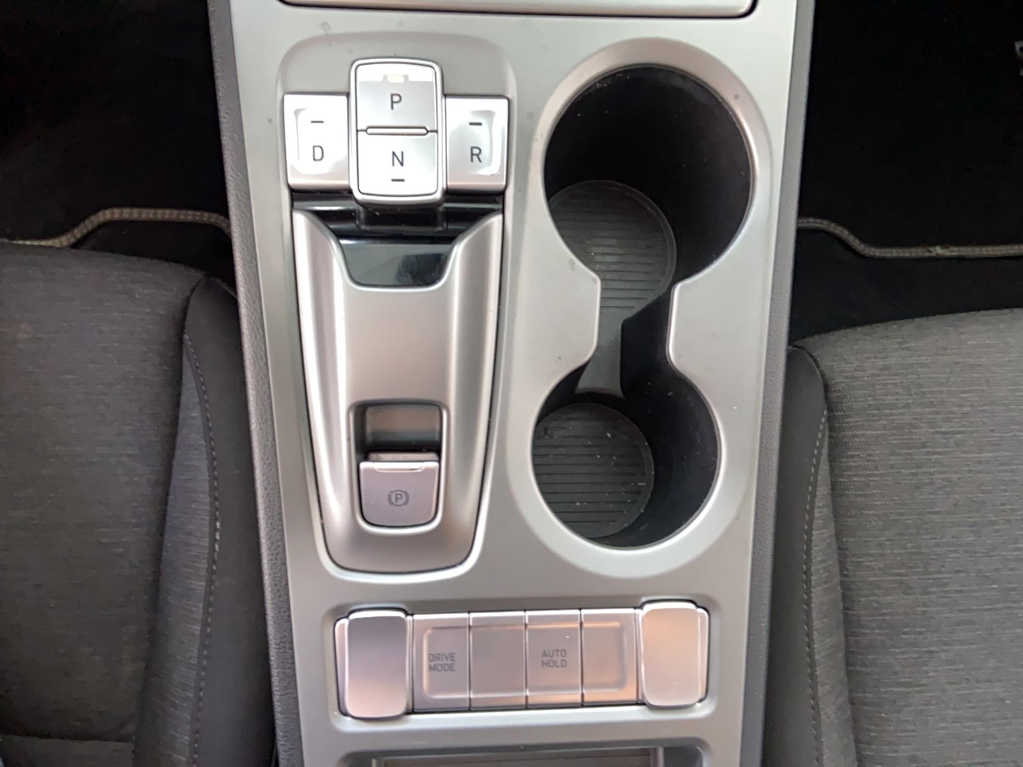 HYUNDAI Kona Electrique 39 kWh - 136 ch Intuitive - Véhicule Occasion - Océane Auto HYUNDAI Kona Electrique 39 kWh - 136 ch Intuitive - Véhicule Occasion Océane Auto