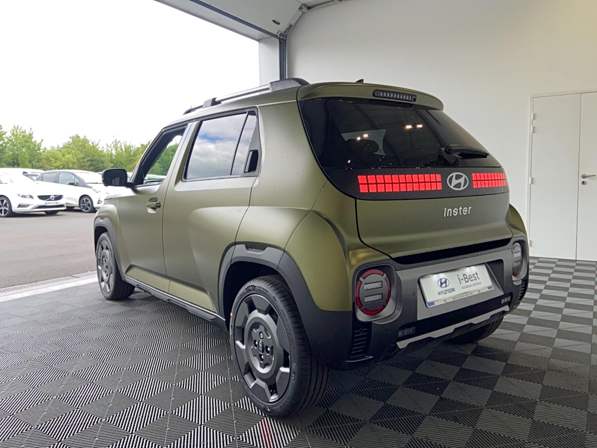 HYUNDAI Inster 49 kWh Cross Executive - Véhicule Occasion - Océane Auto HYUNDAI Inster 49 kWh Cross Executive - Véhicule Occasion Océane Auto