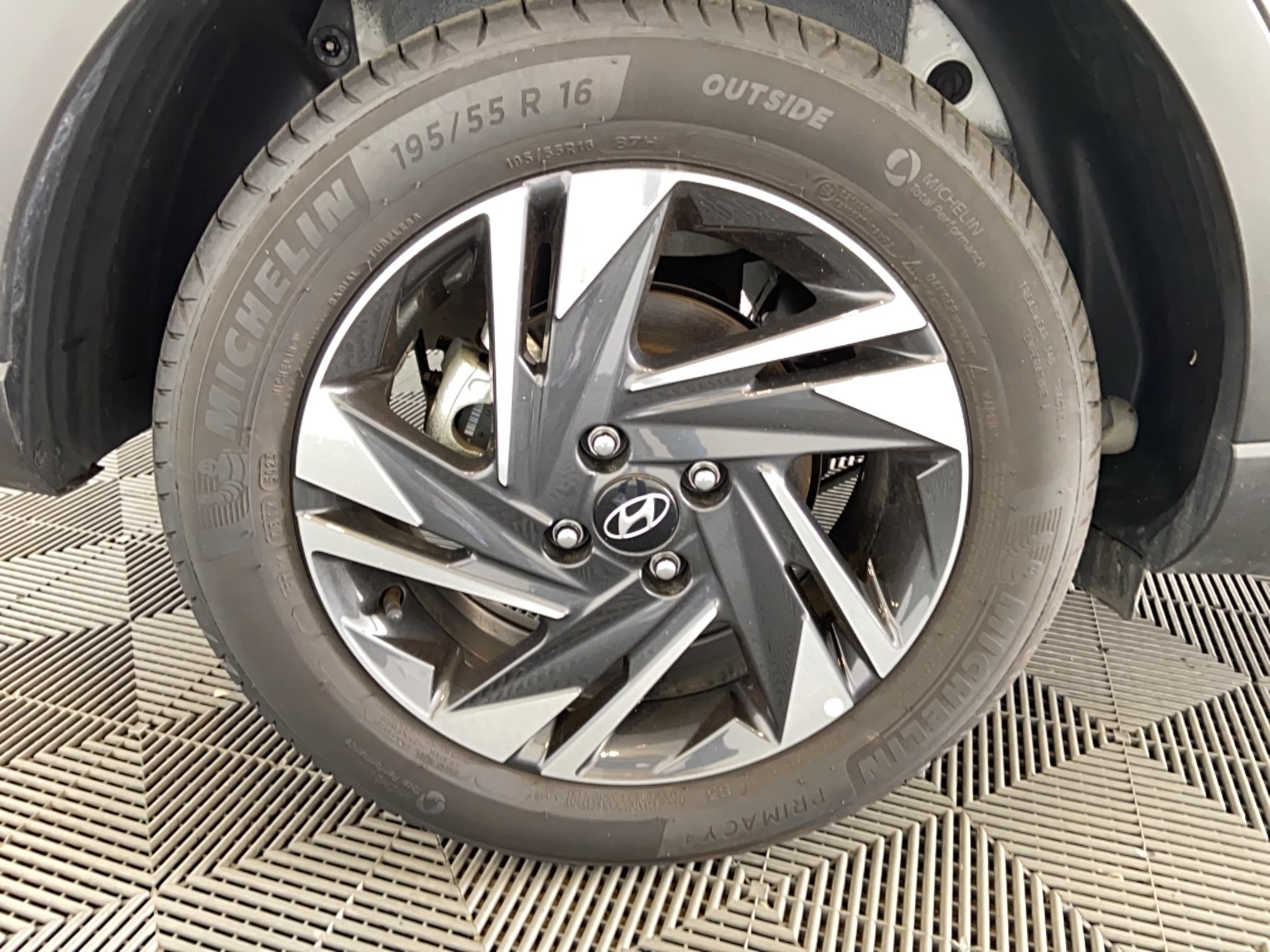 HYUNDAI Bayon 1.0 T-GDi 100 Hybrid 48V Intuitive - Véhicule Occasion Océane Auto