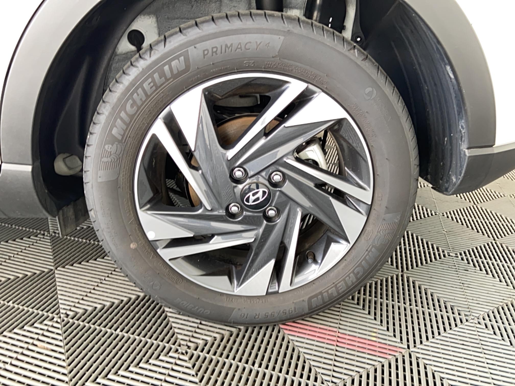 HYUNDAI Bayon 1.0 T-GDi 100 Hybrid 48V Intuitive - Véhicule Occasion Océane Auto