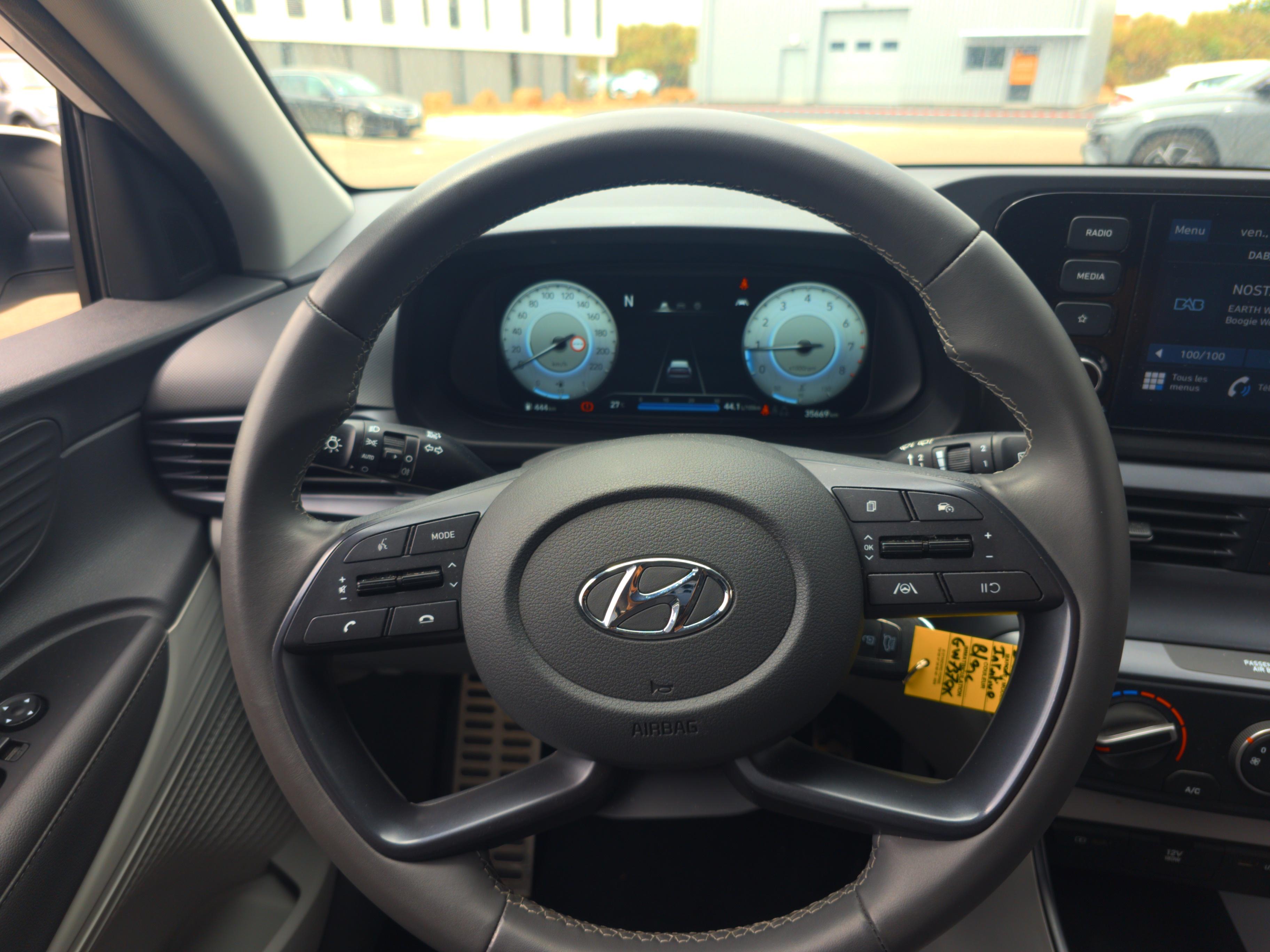 HYUNDAI Bayon 1.0 T-GDi 100 Hybrid 48V Intuitive - Véhicule Occasion - Océane Auto HYUNDAI Bayon 1.0 T-GDi 100 Hybrid 48V Intuitive - Véhicule Occasion Océane Auto