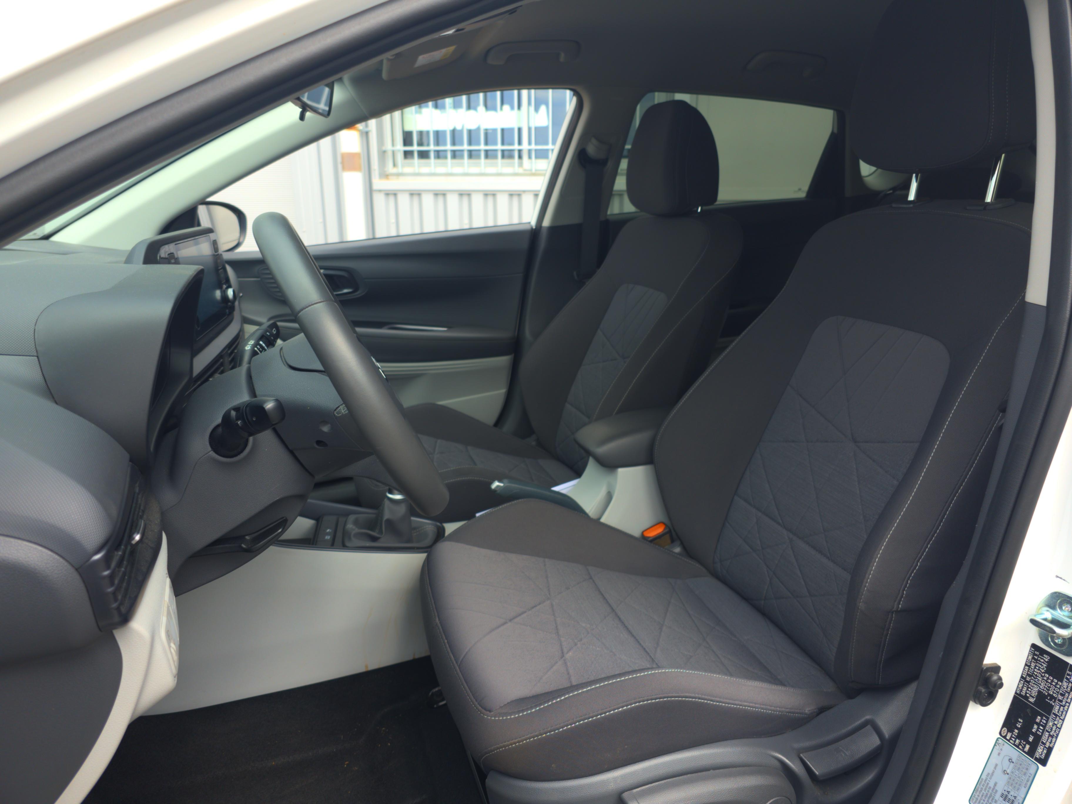 HYUNDAI Bayon 1.0 T-GDi 100 Hybrid 48V Intuitive - Véhicule Occasion - Océane Auto HYUNDAI Bayon 1.0 T-GDi 100 Hybrid 48V Intuitive - Véhicule Occasion Océane Auto