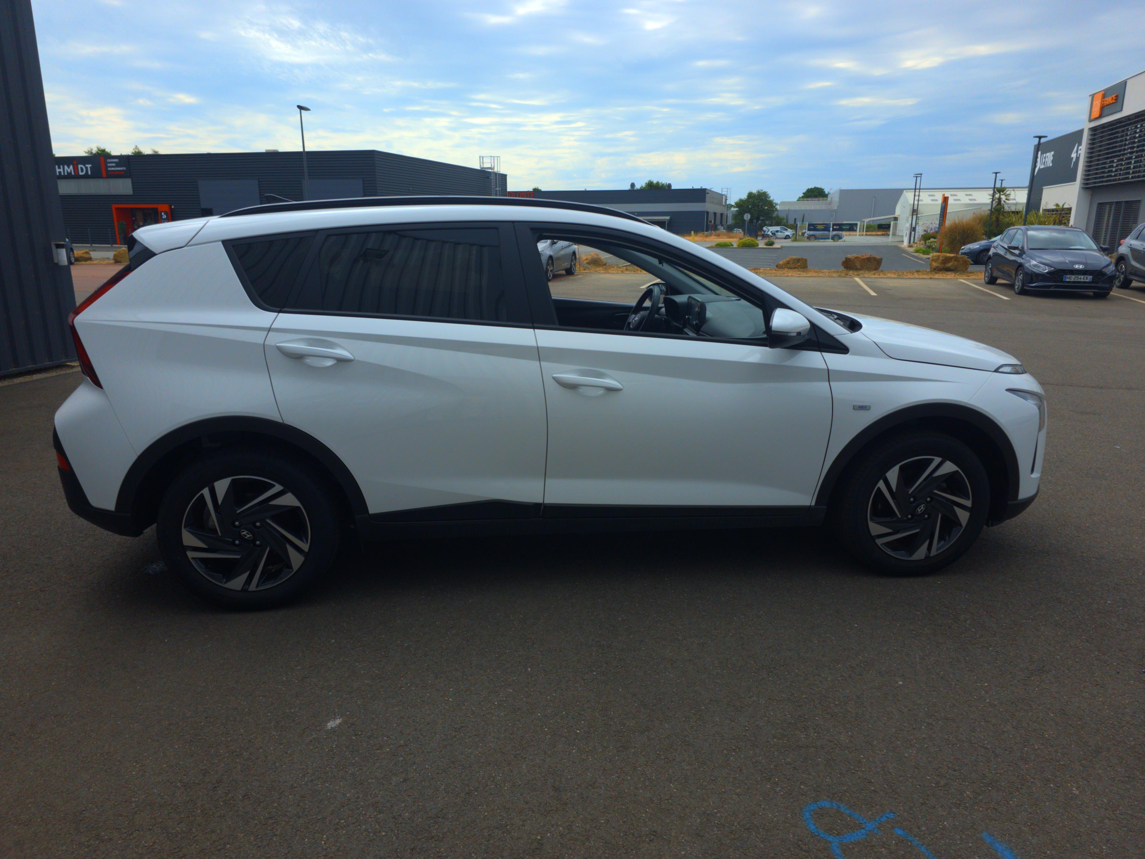HYUNDAI Bayon 1.0 T-GDi 100 Hybrid 48V Intuitive - Véhicule Occasion - Océane Auto HYUNDAI Bayon 1.0 T-GDi 100 Hybrid 48V Intuitive - Véhicule Occasion Océane Auto