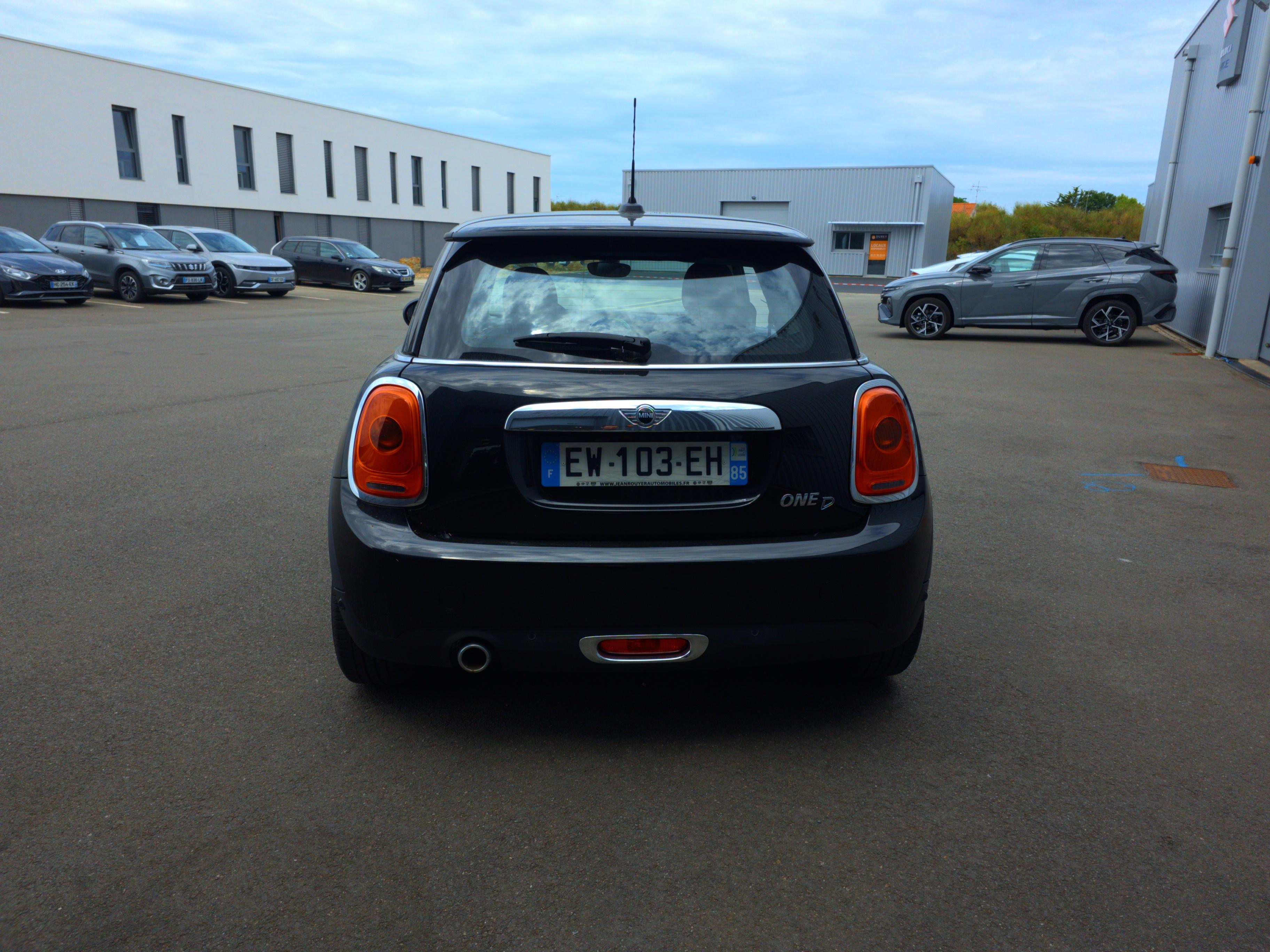 MINI Hatch 3 Portes One D 95 ch Finition Business - Véhicule Occasion - Océane Auto MINI Hatch 3 Portes One D 95 ch Finition Business - Véhicule Occasion Océane Auto