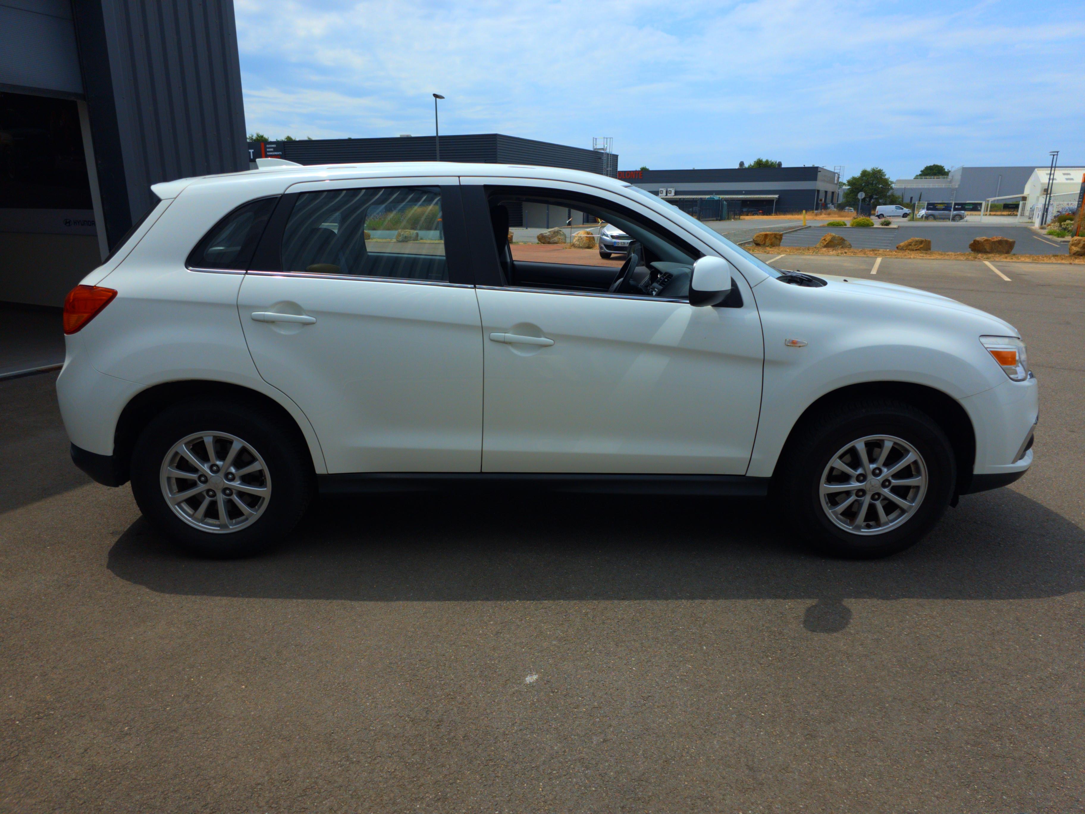 MITSUBISHI ASX 1.6 115ch 4x2 Intense - Véhicule Occasion - Océane Auto MITSUBISHI ASX 1.6 115ch 4x2 Intense - Véhicule Occasion Océane Auto