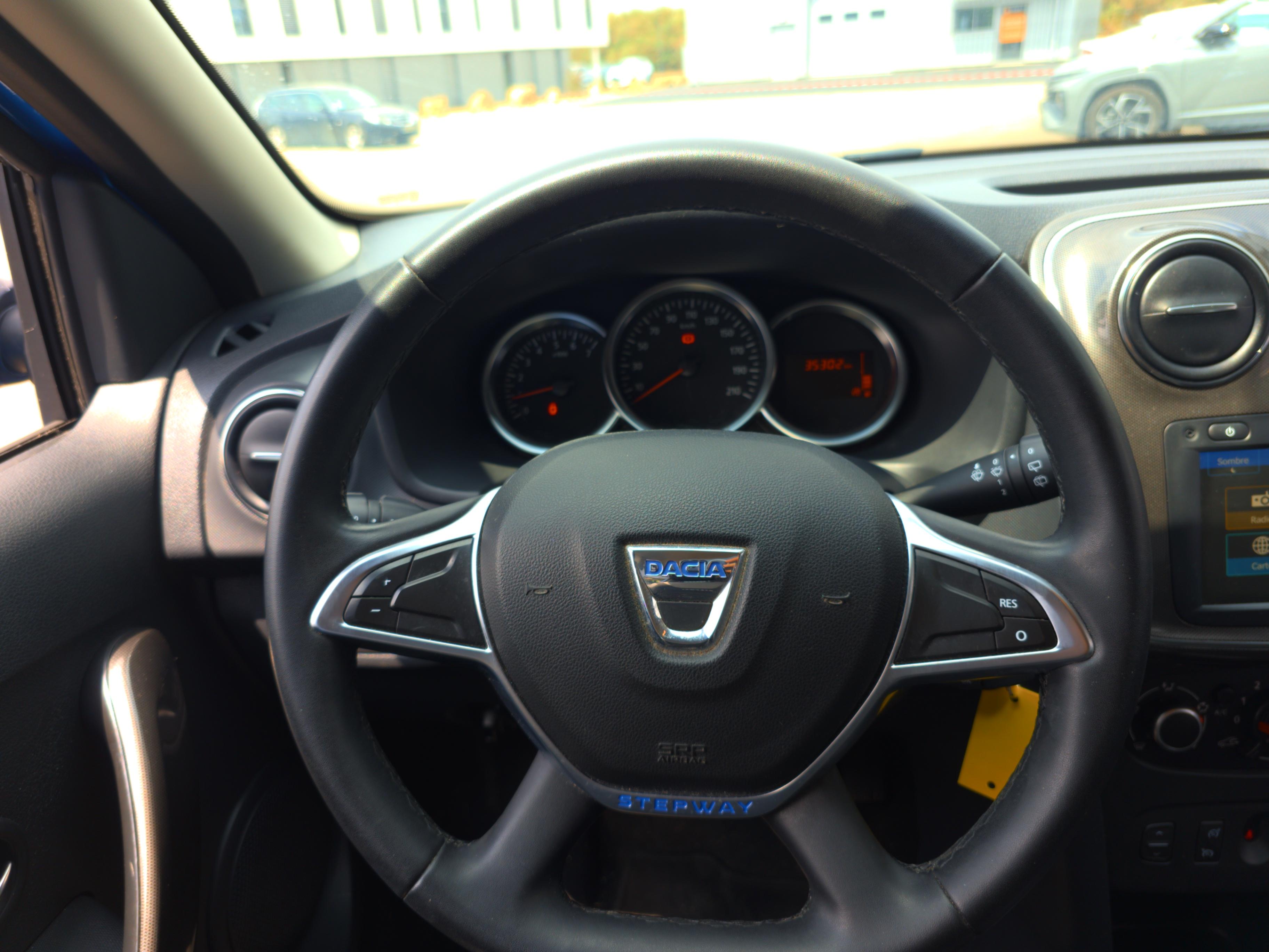 DACIA Sandero Blue dCi 95 Stepway - Véhicule Occasion Océane Auto