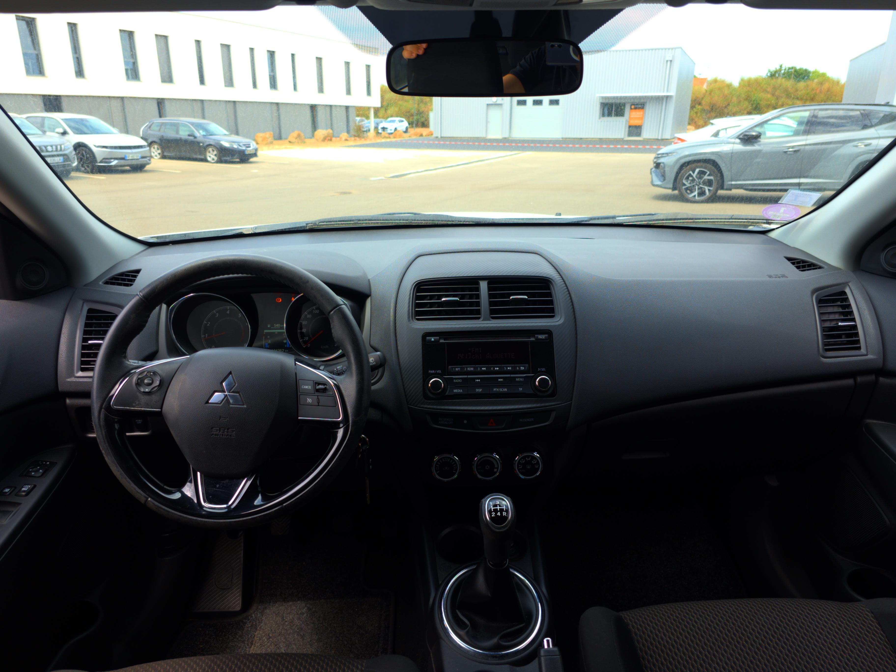 MITSUBISHI ASX 1.6 115ch 4x2 Intense - Véhicule Occasion - Océane Auto MITSUBISHI ASX 1.6 115ch 4x2 Intense - Véhicule Occasion Océane Auto