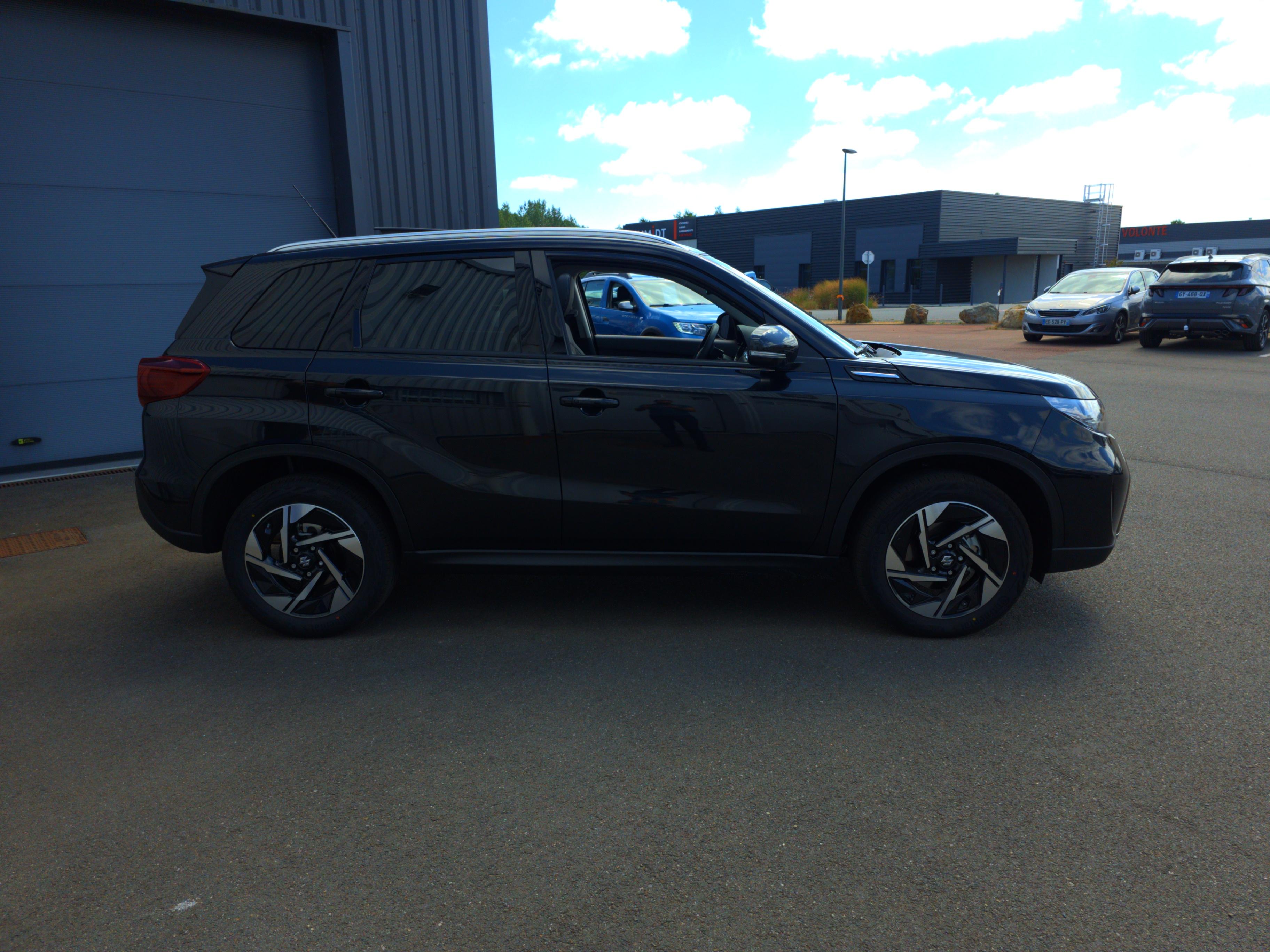 SUZUKI Vitara 1.4 Boosterjet Hybrid Style - Véhicule Occasion - Océane Auto SUZUKI Vitara 1.4 Boosterjet Hybrid Style - Véhicule Occasion Océane Auto