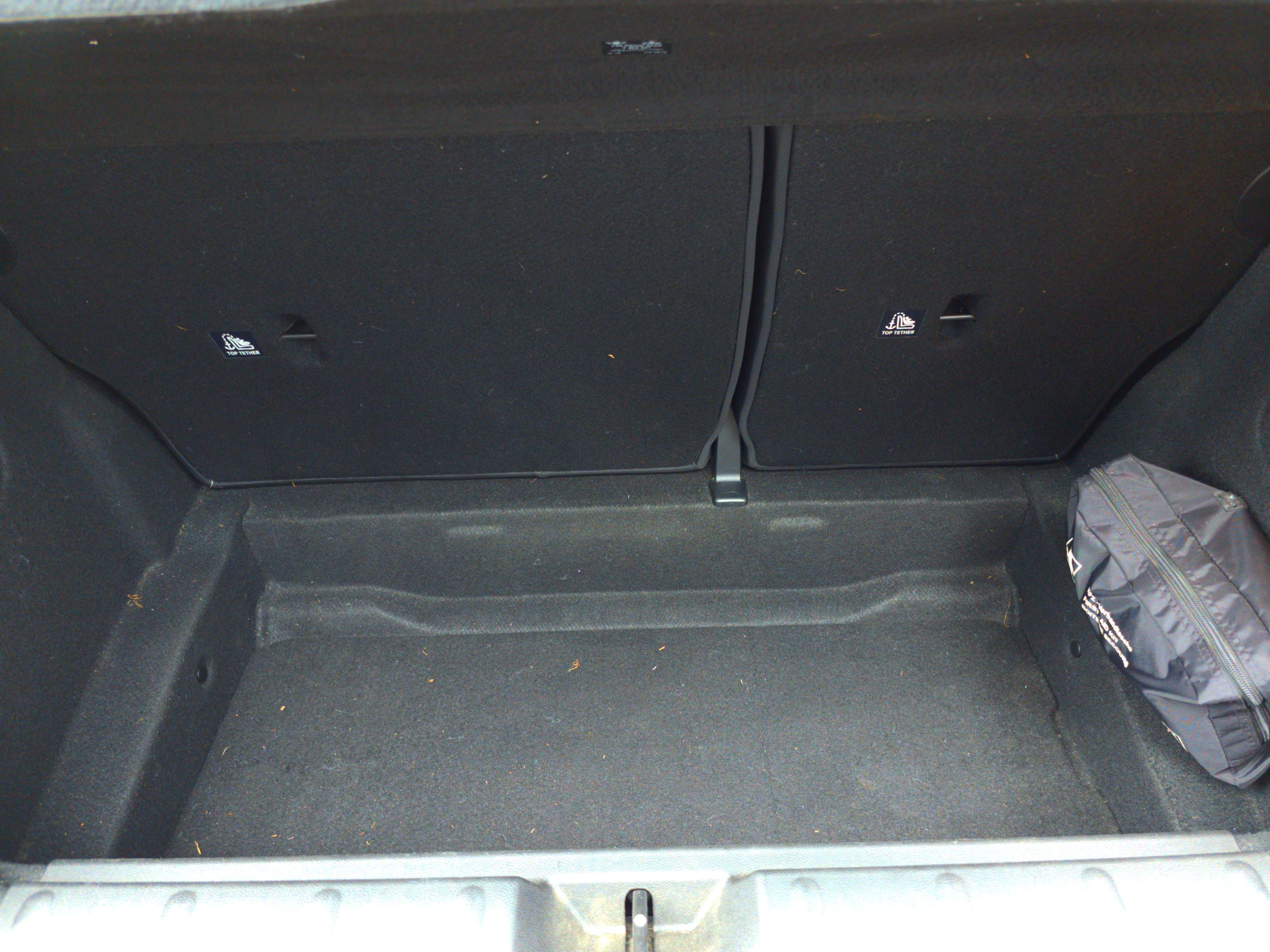 MINI Hatch 3 Portes One D 95 ch Finition Business - Véhicule Occasion - Océane Auto MINI Hatch 3 Portes One D 95 ch Finition Business - Véhicule Occasion Océane Auto