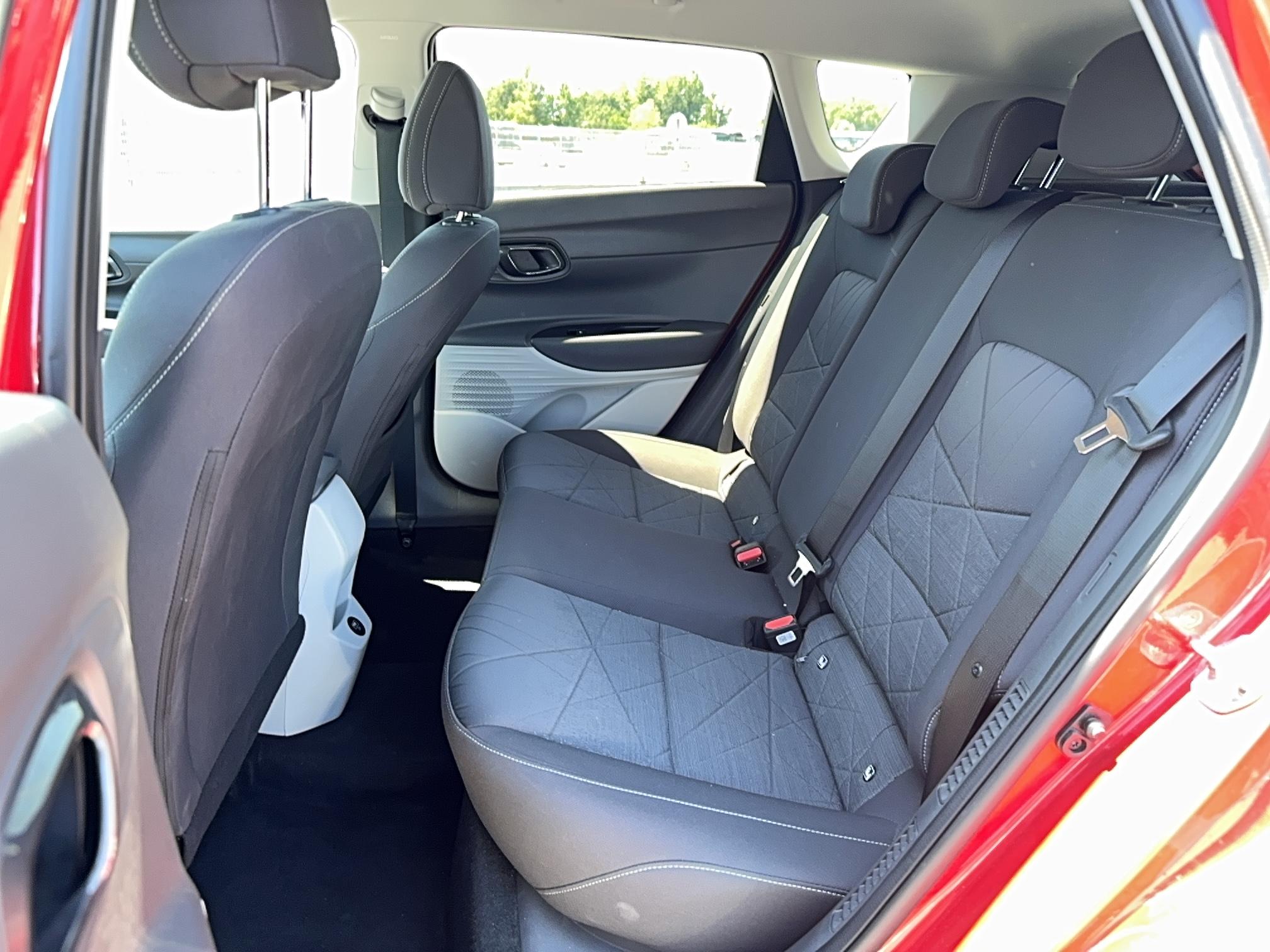 HYUNDAI Bayon 1.0 T-GDi 100 Hybrid 48V Intuitive - Véhicule Occasion - Océane Auto HYUNDAI Bayon 1.0 T-GDi 100 Hybrid 48V Intuitive - Véhicule Occasion Océane Auto