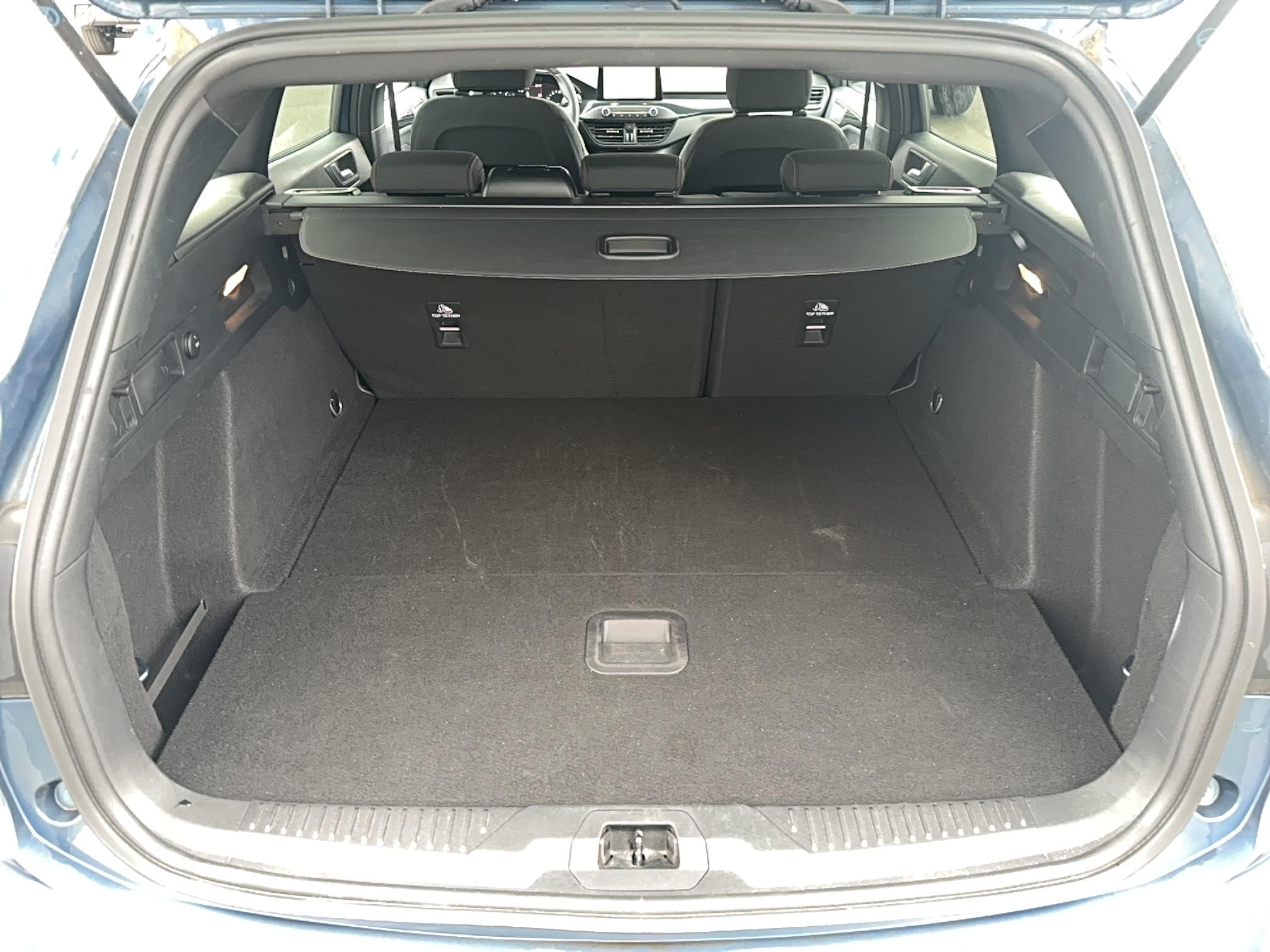 FORD Focus SW 1.0 EcoBoost 125 S&S mHEV ST Line - Véhicule Occasion - Océane Auto FORD Focus SW 1.0 EcoBoost 125 S&S mHEV ST Line - Véhicule Occasion Océane Auto