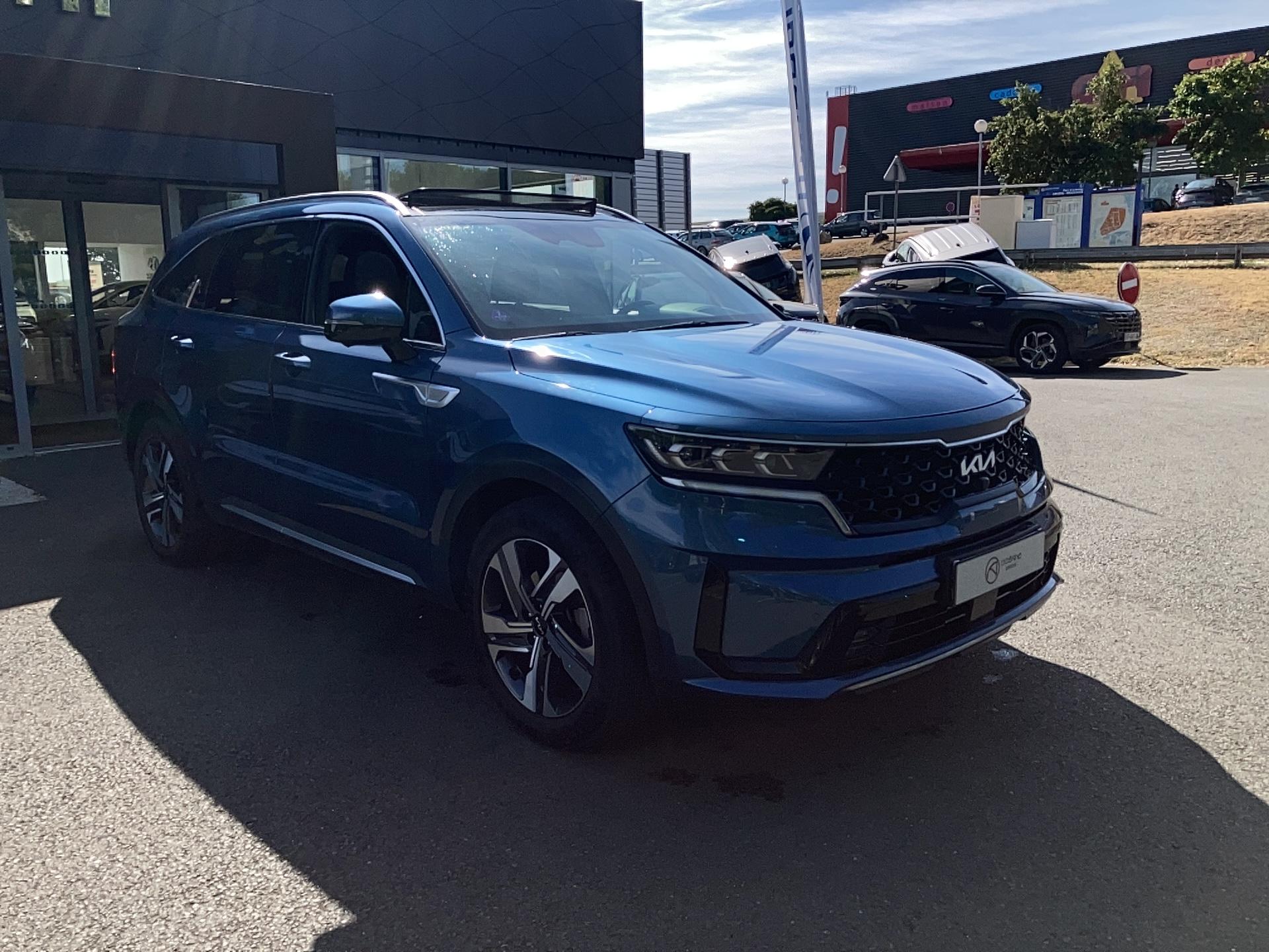 KIA Sorento 1.6 T-GDi Hybride Rechargeable 265 ch 5pl 4x4 BVA6 Premium - Véhicule Occasion - Océane Auto KIA Sorento 1.6 T-GDi Hybride Rechargeable 265 ch 5pl 4x4 BVA6 Premium - Véhicule Occasion Océane Auto