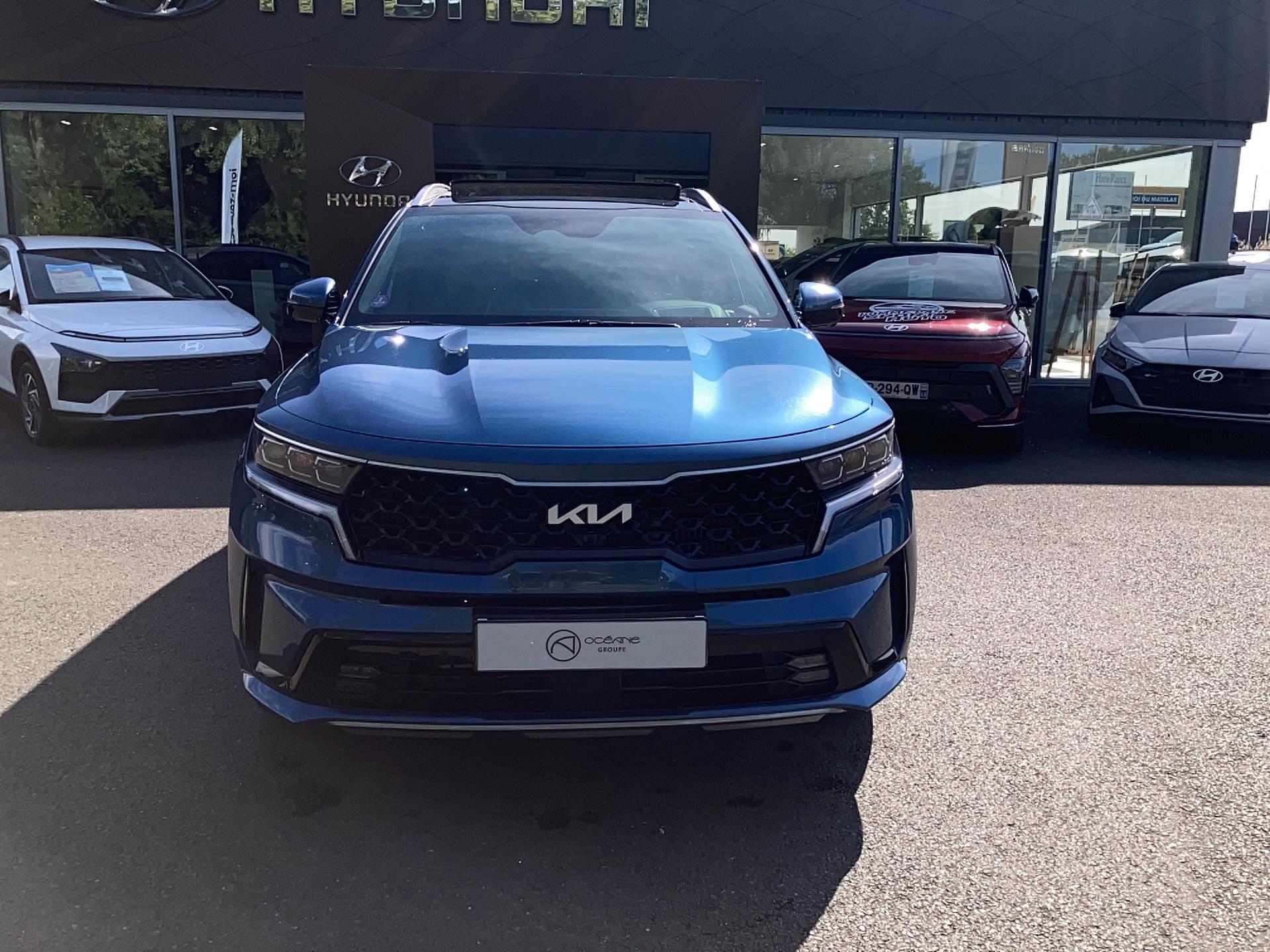 KIA Sorento 1.6 T-GDi Hybride Rechargeable 265 ch 5pl 4x4 BVA6 Premium - Véhicule Occasion - Océane Auto KIA Sorento 1.6 T-GDi Hybride Rechargeable 265 ch 5pl 4x4 BVA6 Premium - Véhicule Occasion Océane Auto