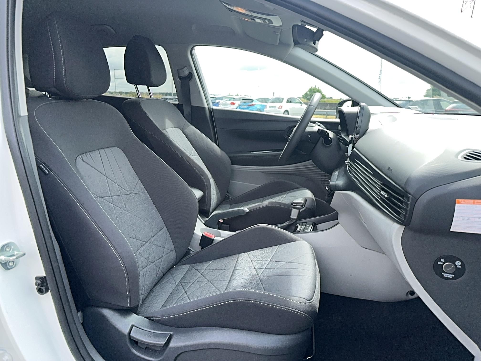 HYUNDAI Bayon 1.0 T-GDi 100 DCT-7 Hybrid 48V Creative - Véhicule Occasion - Océane Auto HYUNDAI Bayon 1.0 T-GDi 100 DCT-7 Hybrid 48V Creative - Véhicule Occasion Océane Auto