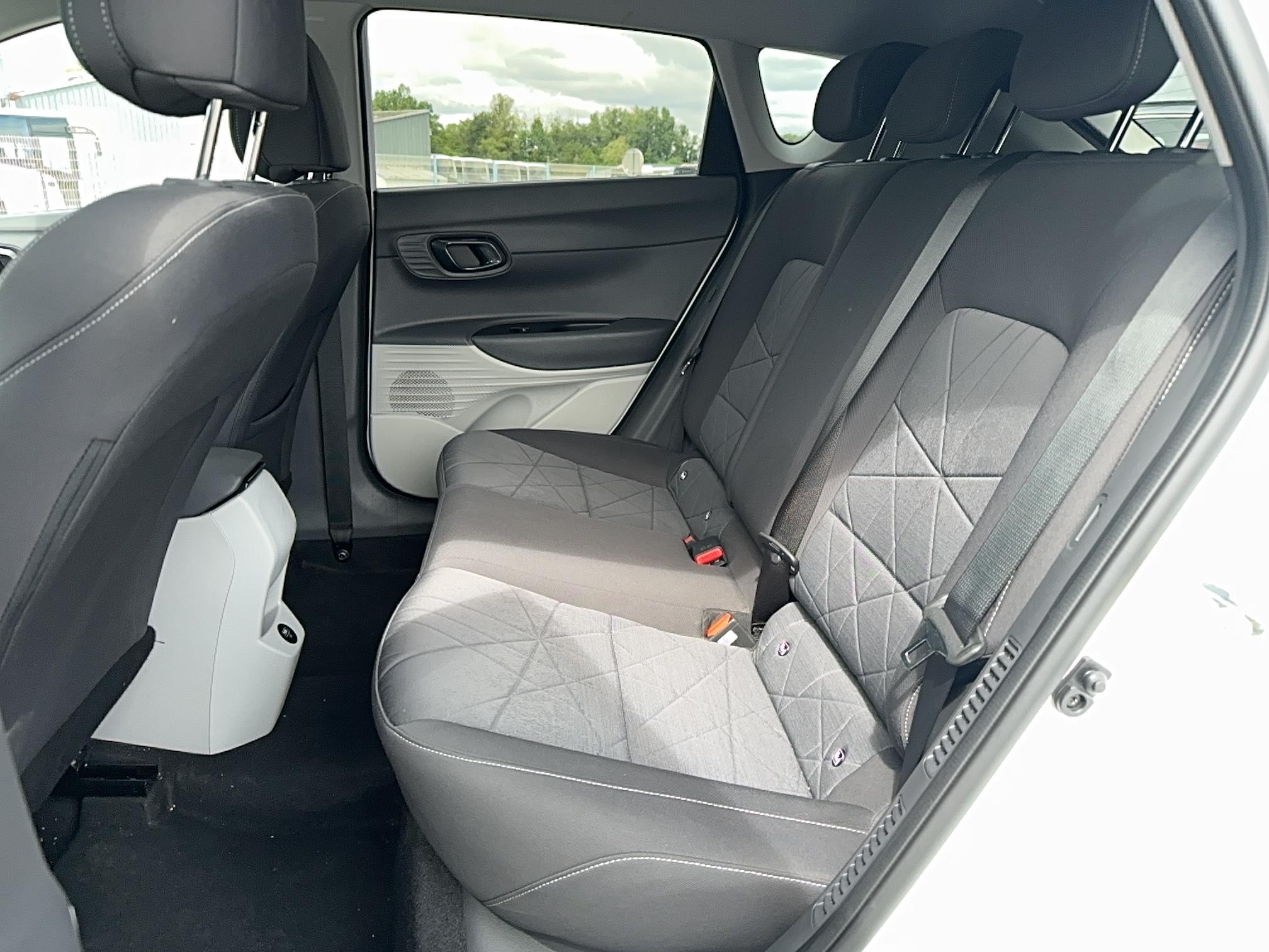 HYUNDAI Bayon 1.0 T-GDi 100 DCT-7 Hybrid 48V Creative - Véhicule Occasion - Océane Auto HYUNDAI Bayon 1.0 T-GDi 100 DCT-7 Hybrid 48V Creative - Véhicule Occasion Océane Auto