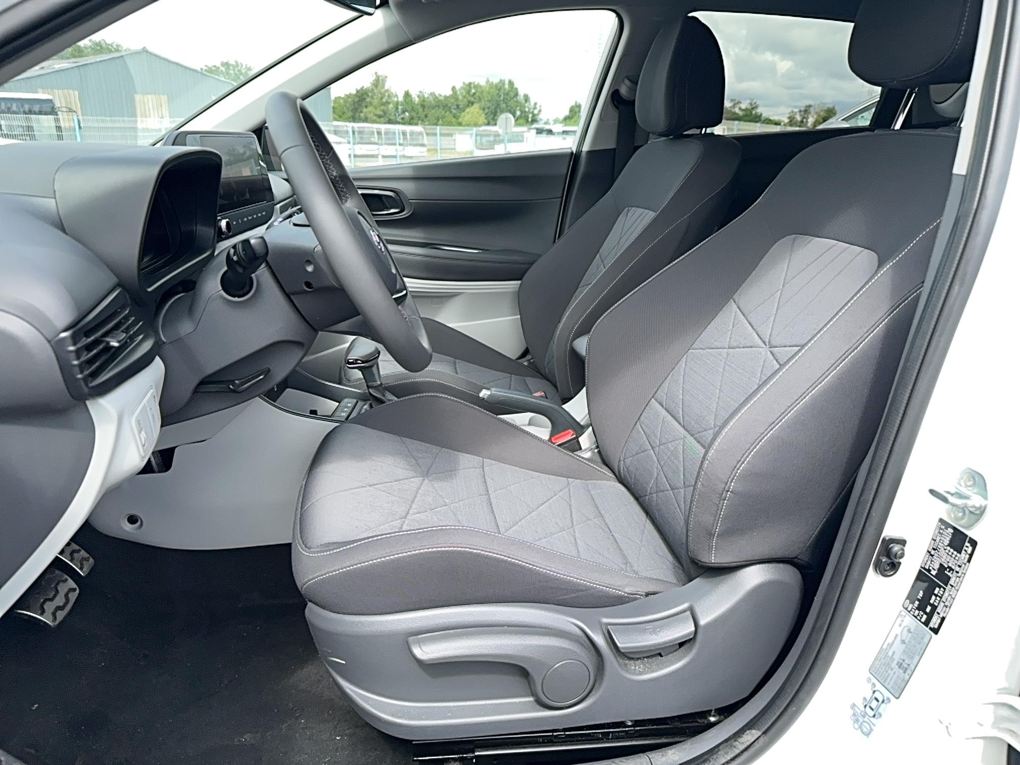 HYUNDAI Bayon 1.0 T-GDi 100 DCT-7 Hybrid 48V Creative - Véhicule Occasion - Océane Auto HYUNDAI Bayon 1.0 T-GDi 100 DCT-7 Hybrid 48V Creative - Véhicule Occasion Océane Auto