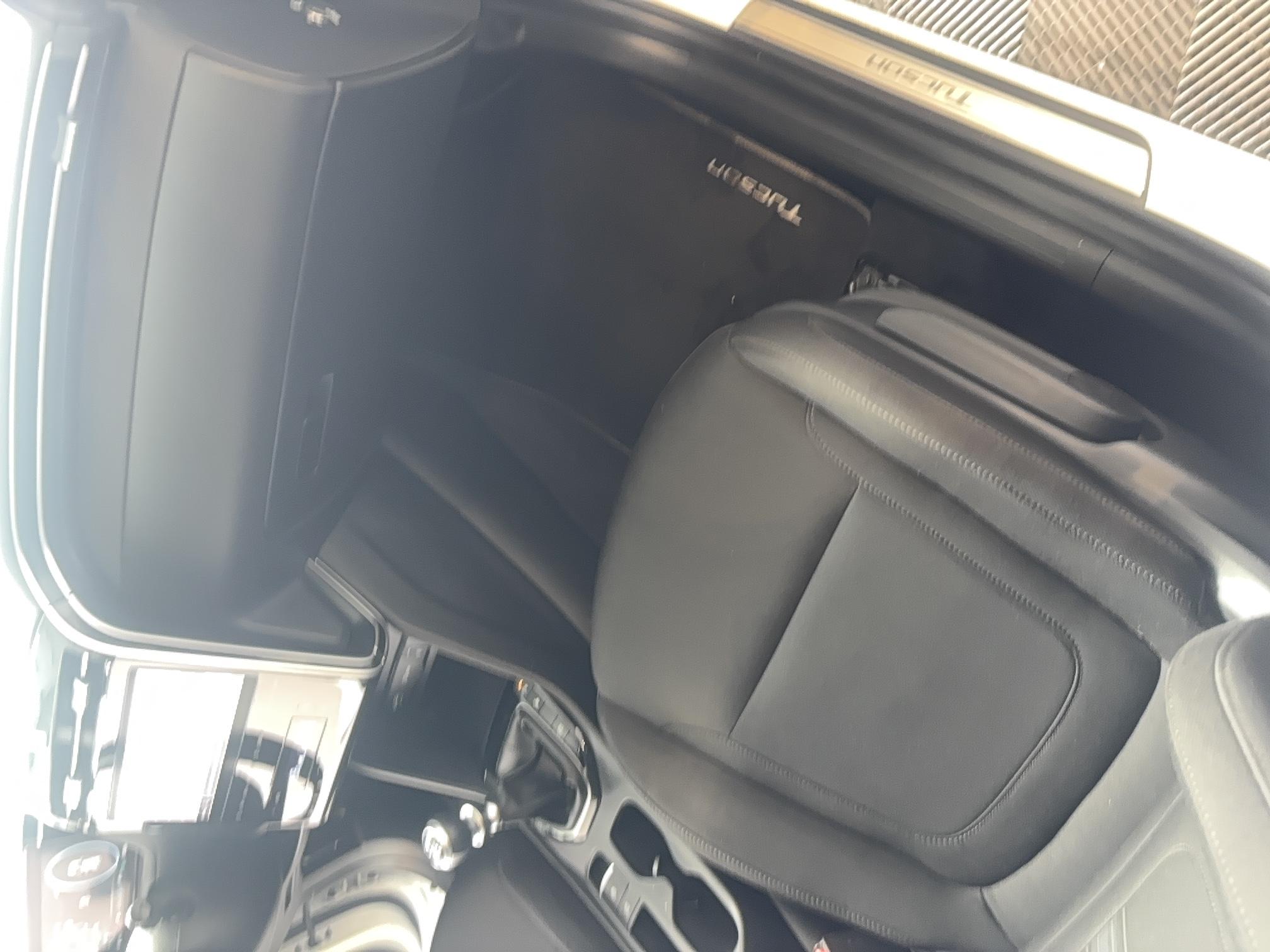 HYUNDAI Tucson 1.6 T-GDI 150 Hybrid 48V iBVM Creative - Véhicule Occasion - Océane Auto HYUNDAI Tucson 1.6 T-GDI 150 Hybrid 48V iBVM Creative - Véhicule Occasion Océane Auto