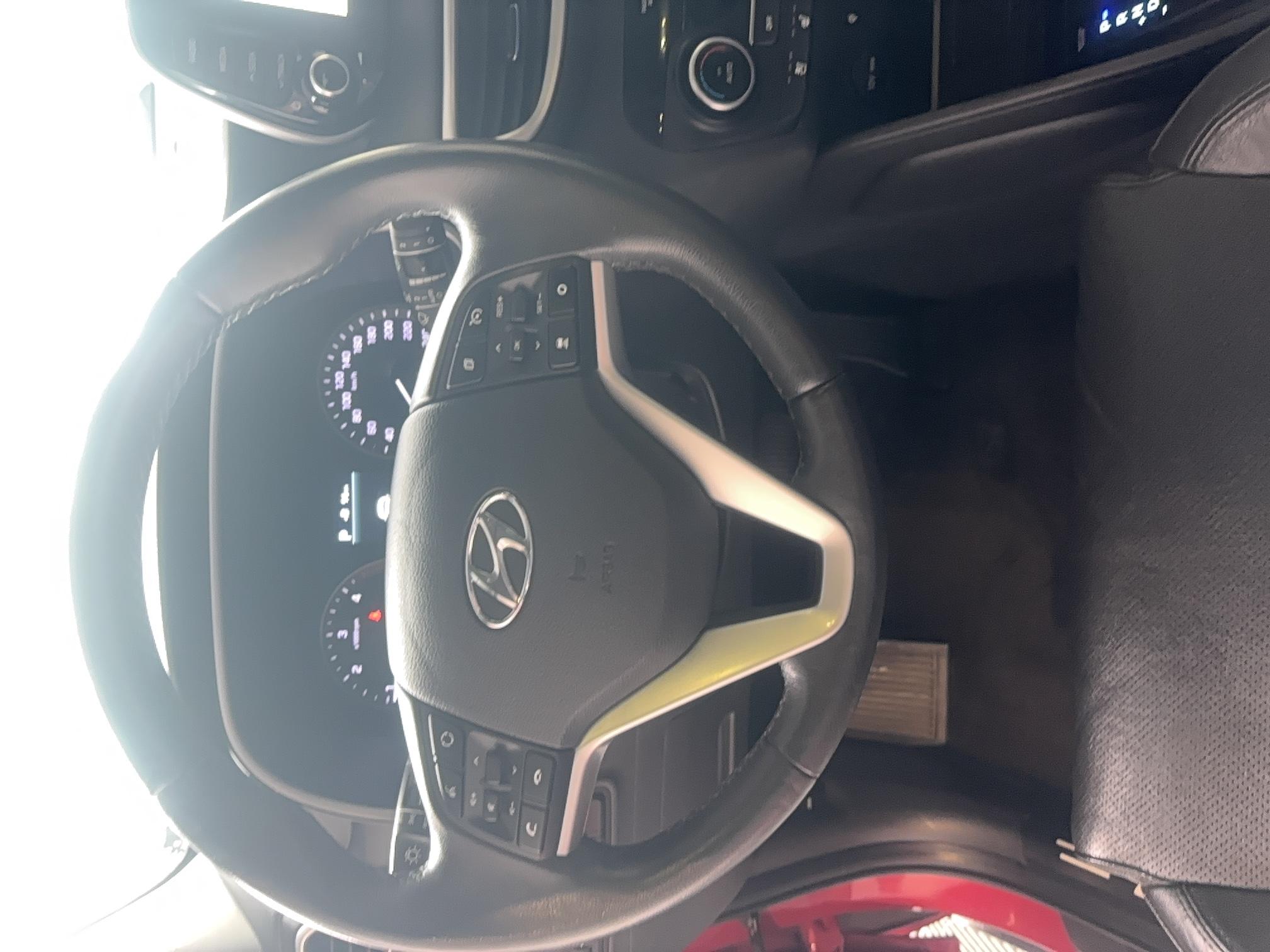 HYUNDAI Tucson 1.6 CRDi 136 hybrid 48V DCT-7 Executive - Véhicule Occasion - Océane Auto HYUNDAI Tucson 1.6 CRDi 136 hybrid 48V DCT-7 Executive - Véhicule Occasion Océane Auto