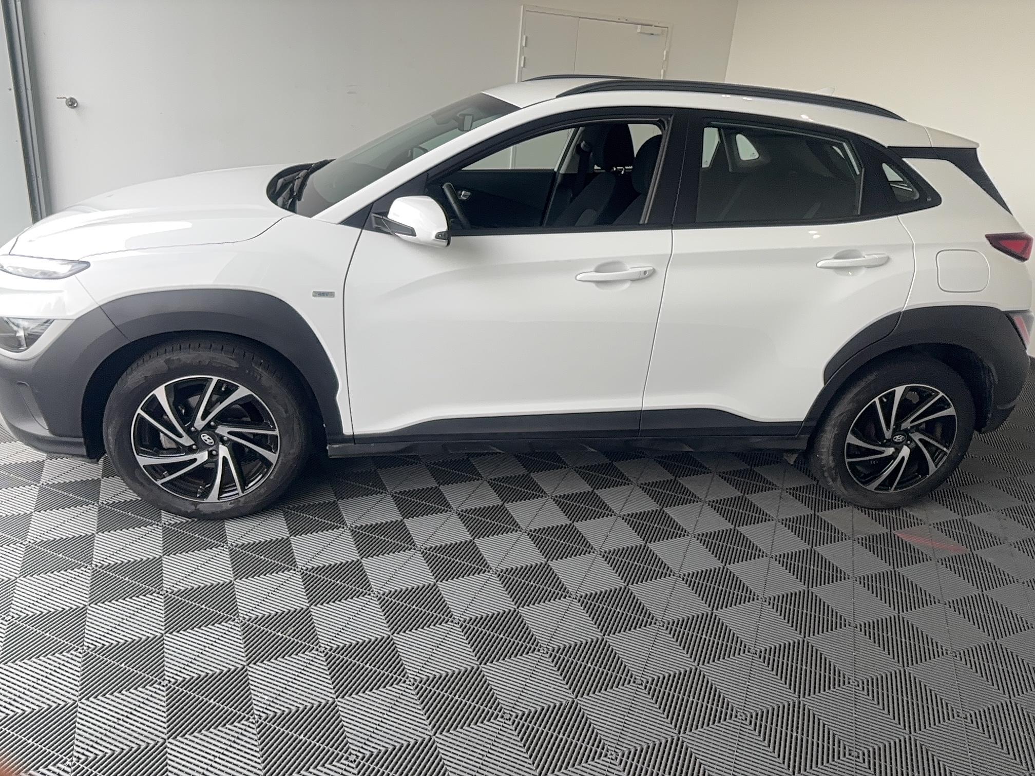 HYUNDAI Kona 1.0 T-GDi 120 Hybrid 48V Business - Véhicule Occasion - Océane Auto HYUNDAI Kona 1.0 T-GDi 120 Hybrid 48V Business - Véhicule Occasion Océane Auto