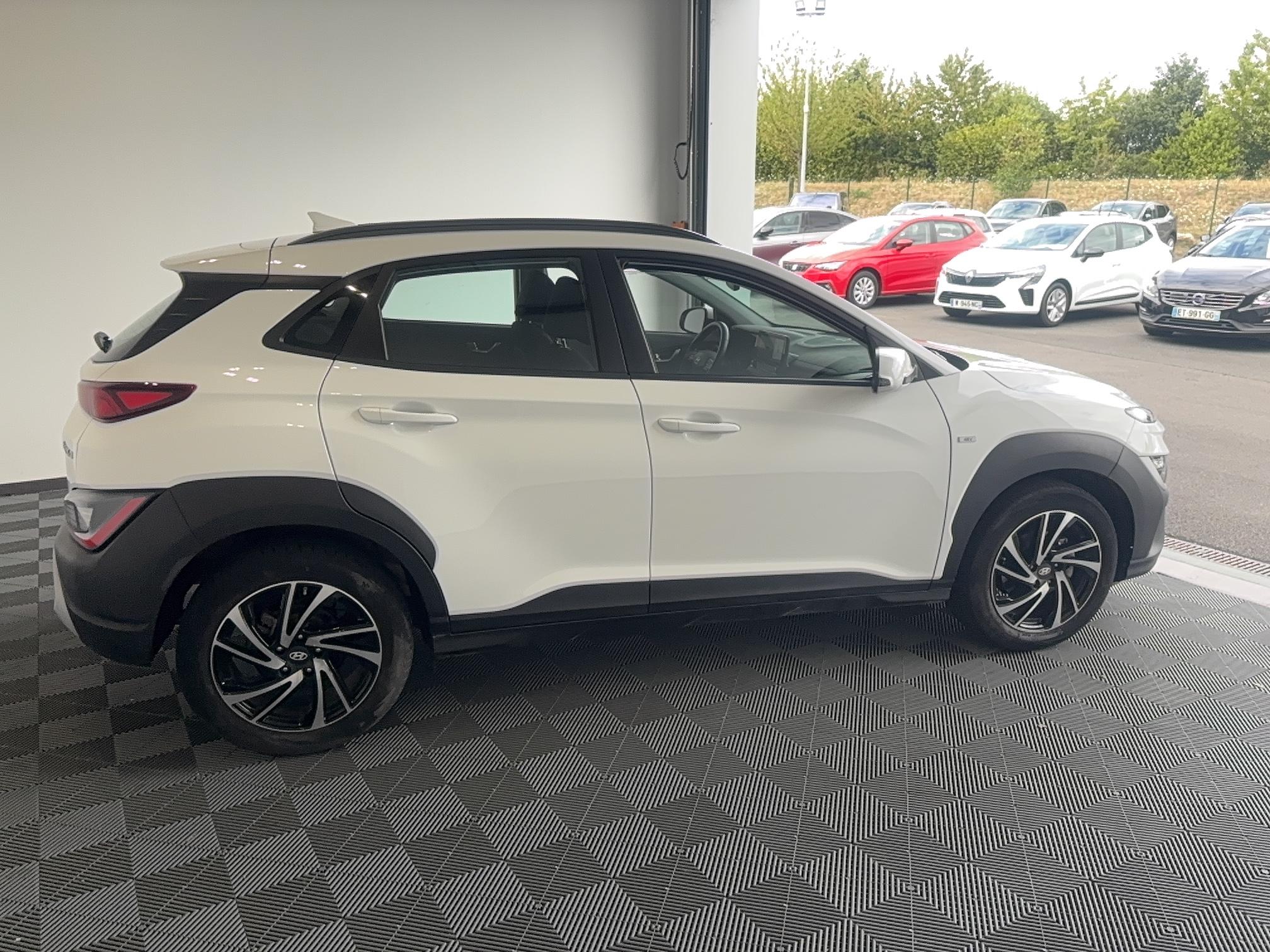 HYUNDAI Kona 1.0 T-GDi 120 Hybrid 48V Business - Véhicule Occasion - Océane Auto HYUNDAI Kona 1.0 T-GDi 120 Hybrid 48V Business - Véhicule Occasion Océane Auto