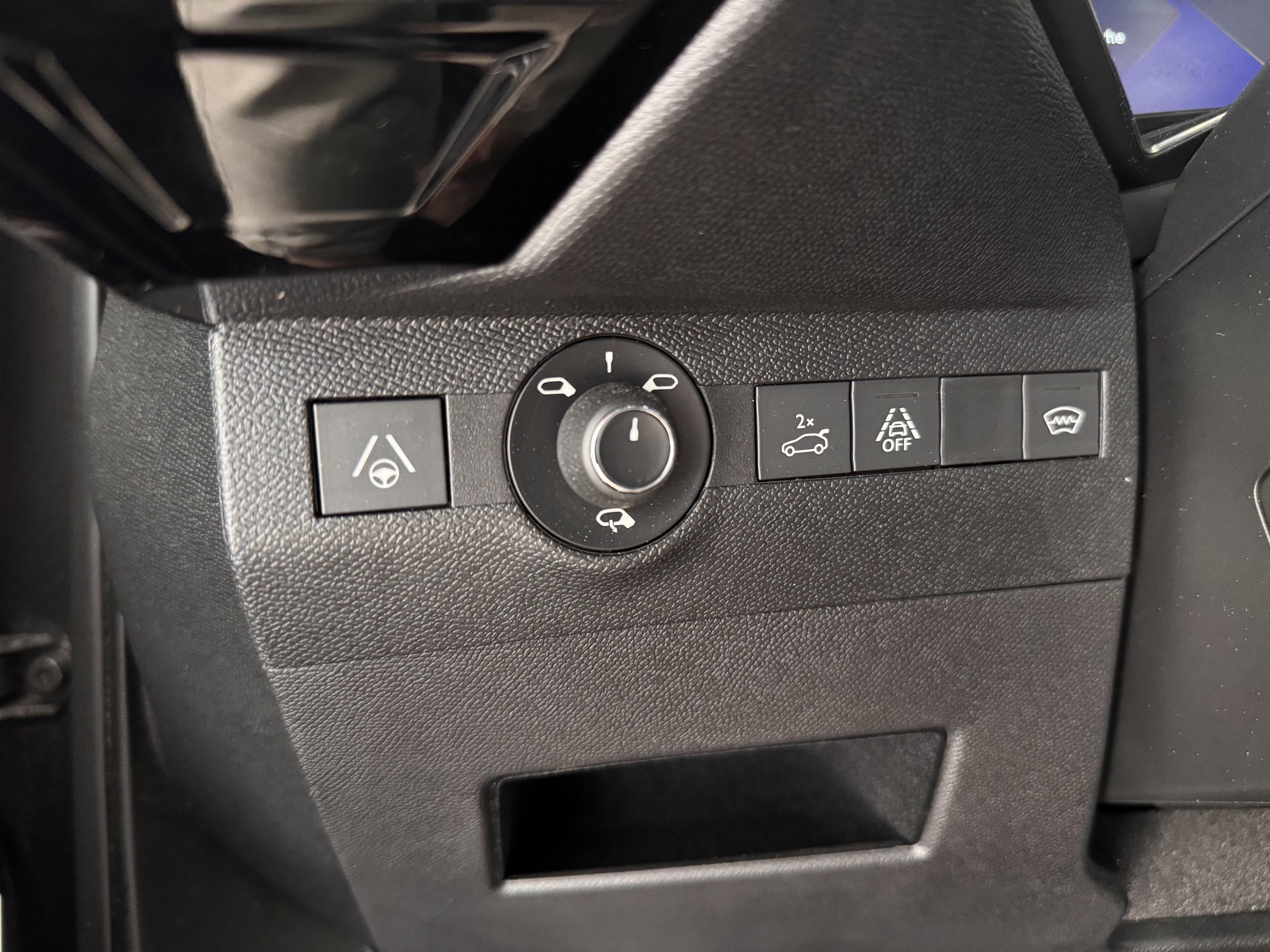 DS DS7 Crossback BlueHDi 130 EAT8 Rivoli - Véhicule Occasion - Océane Auto DS DS7 Crossback BlueHDi 130 EAT8 Rivoli - Véhicule Occasion Océane Auto