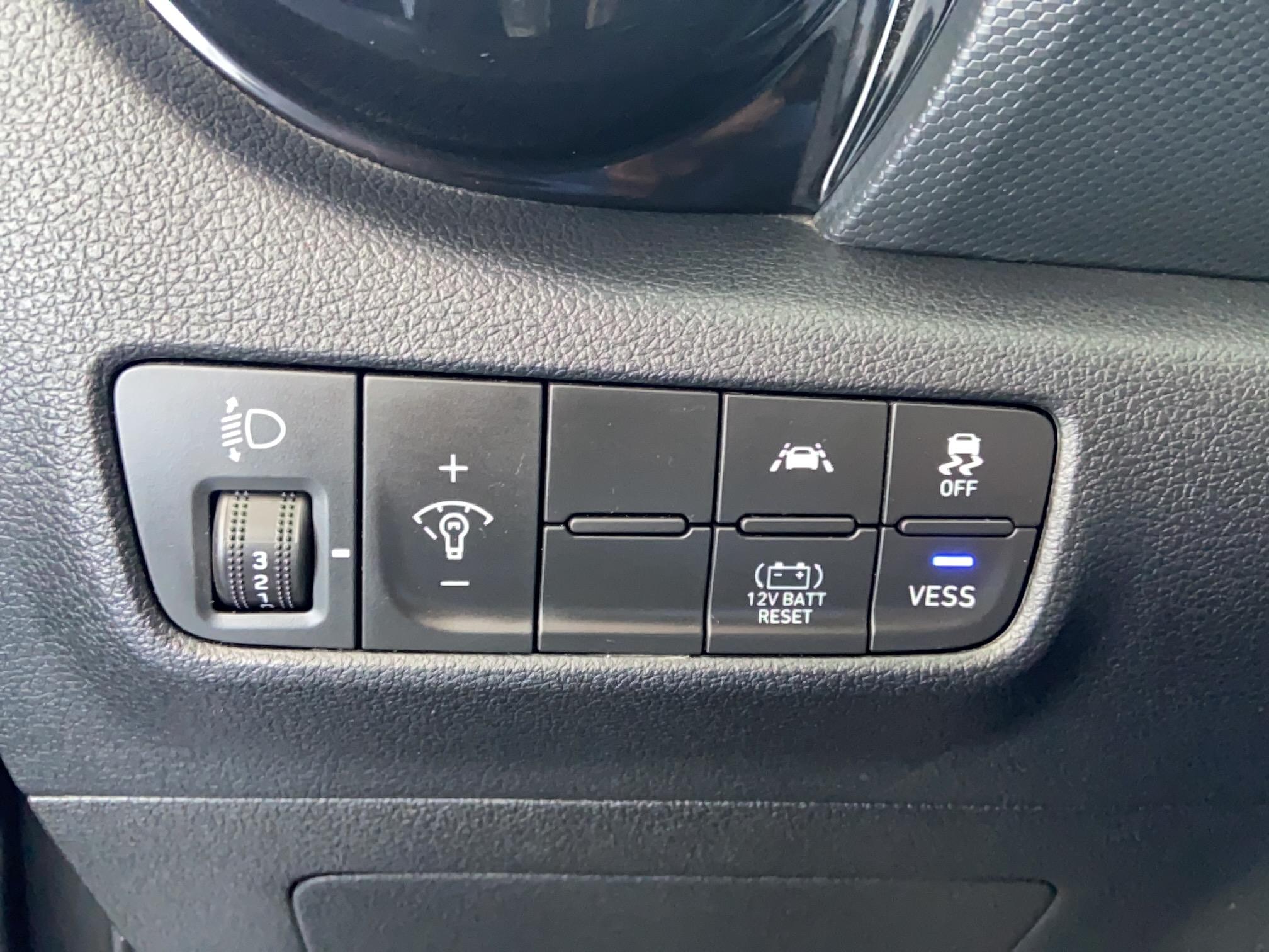 HYUNDAI Kona 1.6 GDi Hybrid Business - Véhicule Occasion - Océane Auto HYUNDAI Kona 1.6 GDi Hybrid Business - Véhicule Occasion Océane Auto