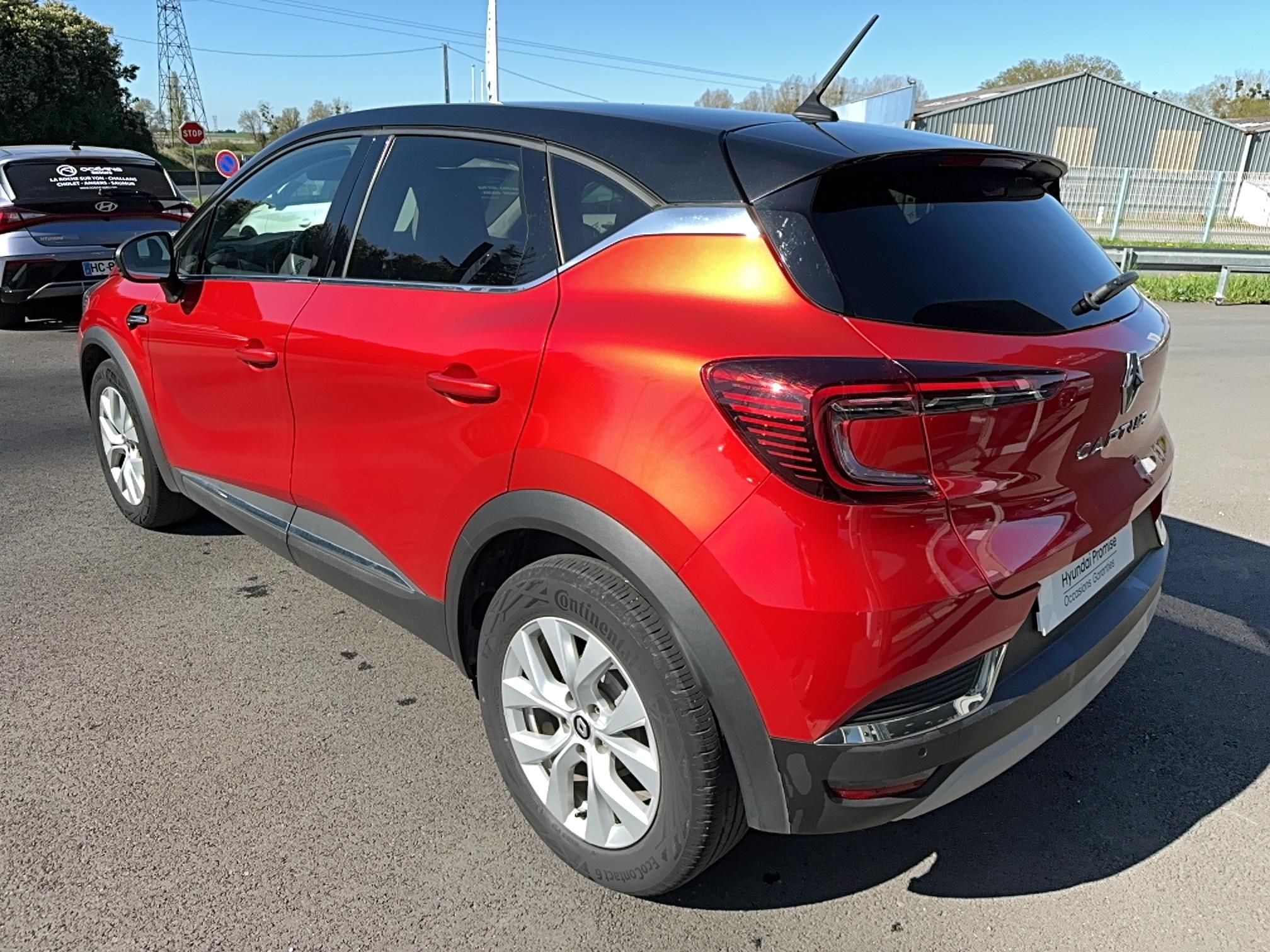 RENAULT Captur TCe 90 - 21 Zen - Véhicule Occasion - Océane Auto RENAULT Captur TCe 90 - 21 Zen - Véhicule Occasion Océane Auto