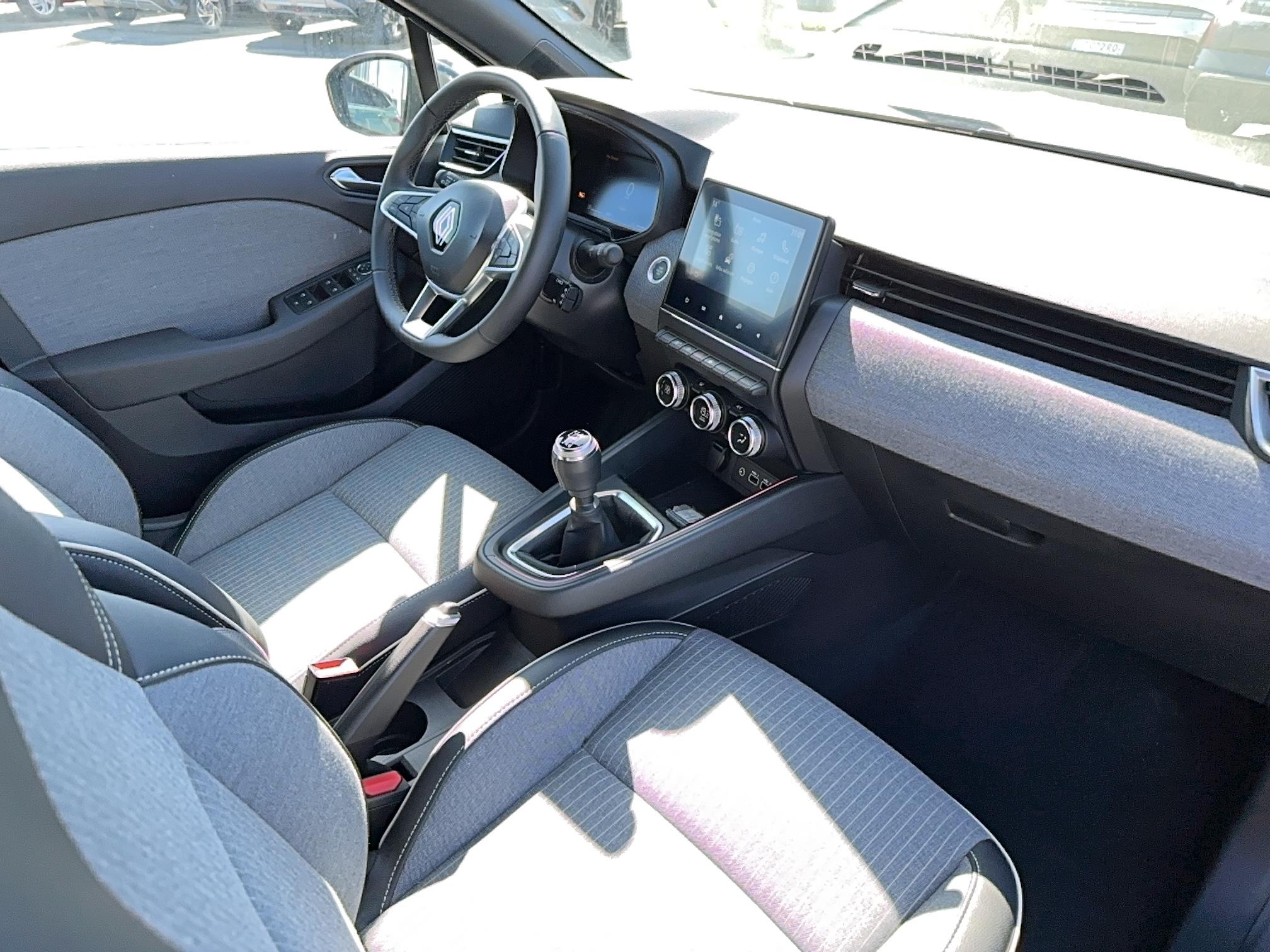 RENAULT Clio TCe 90 Techno - Véhicule Occasion - Océane Auto RENAULT Clio TCe 90 Techno - Véhicule Occasion Océane Auto