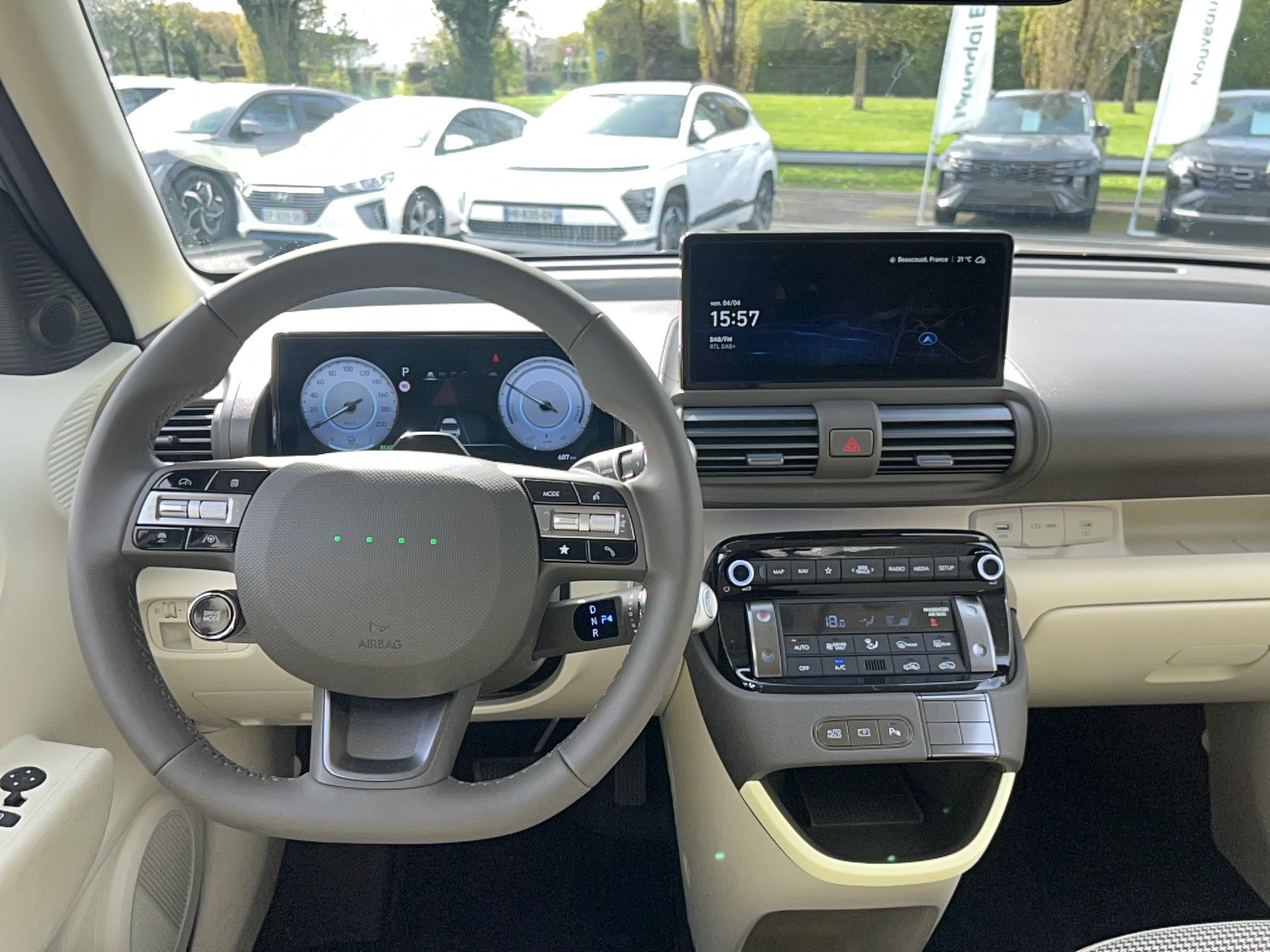 HYUNDAI Inster 49 kWh Creative - Véhicule Occasion Océane Auto