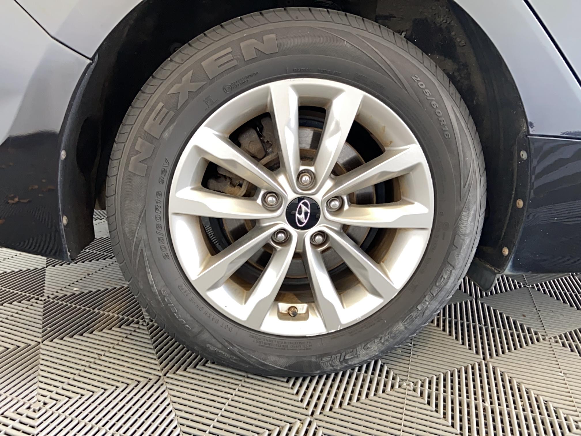 HYUNDAI i40 SW 1.7 CRDi 141 Blue Drive Intuitive DCT-7 - Véhicule Occasion Océane Auto