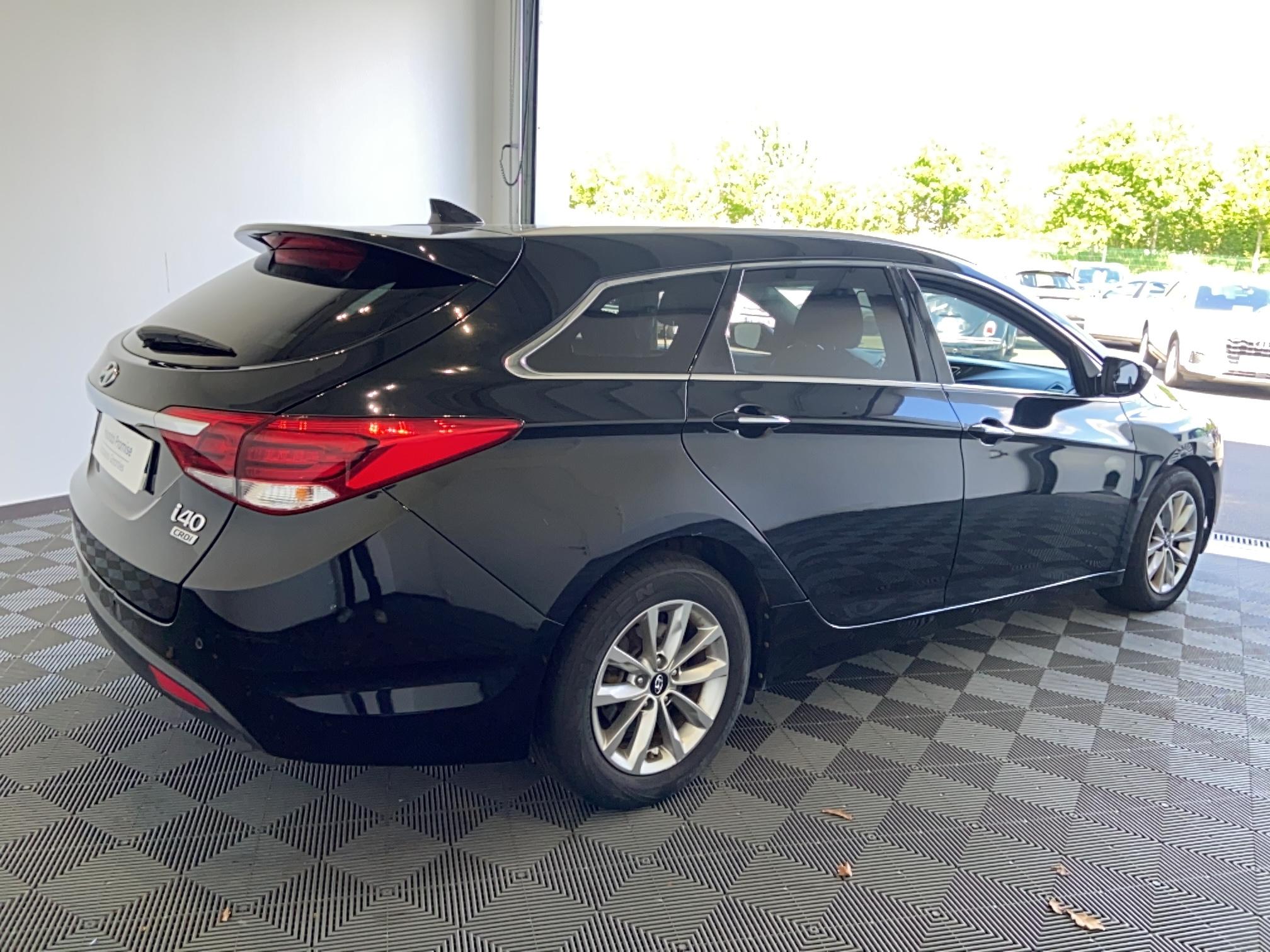 HYUNDAI i40 SW 1.7 CRDi 141 Blue Drive Intuitive DCT-7 - Véhicule Occasion Océane Auto