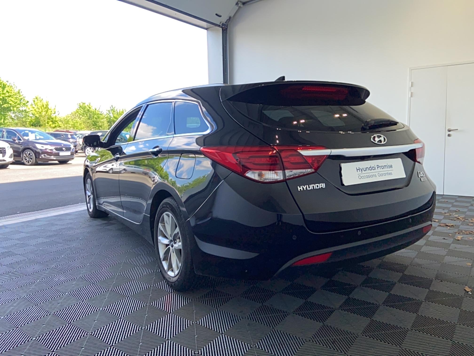 HYUNDAI i40 SW 1.7 CRDi 141 Blue Drive Intuitive DCT-7 - Véhicule Occasion Océane Auto