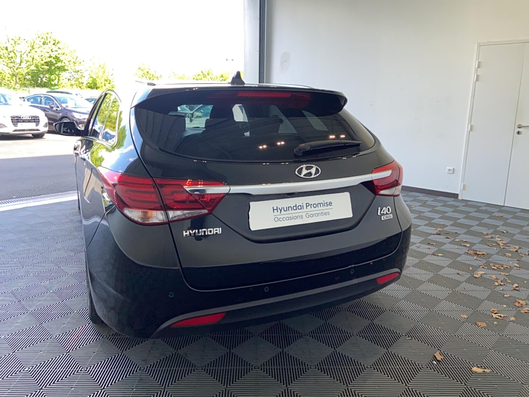 HYUNDAI i40 SW 1.7 CRDi 141 Blue Drive Intuitive DCT-7 - Véhicule Occasion Océane Auto