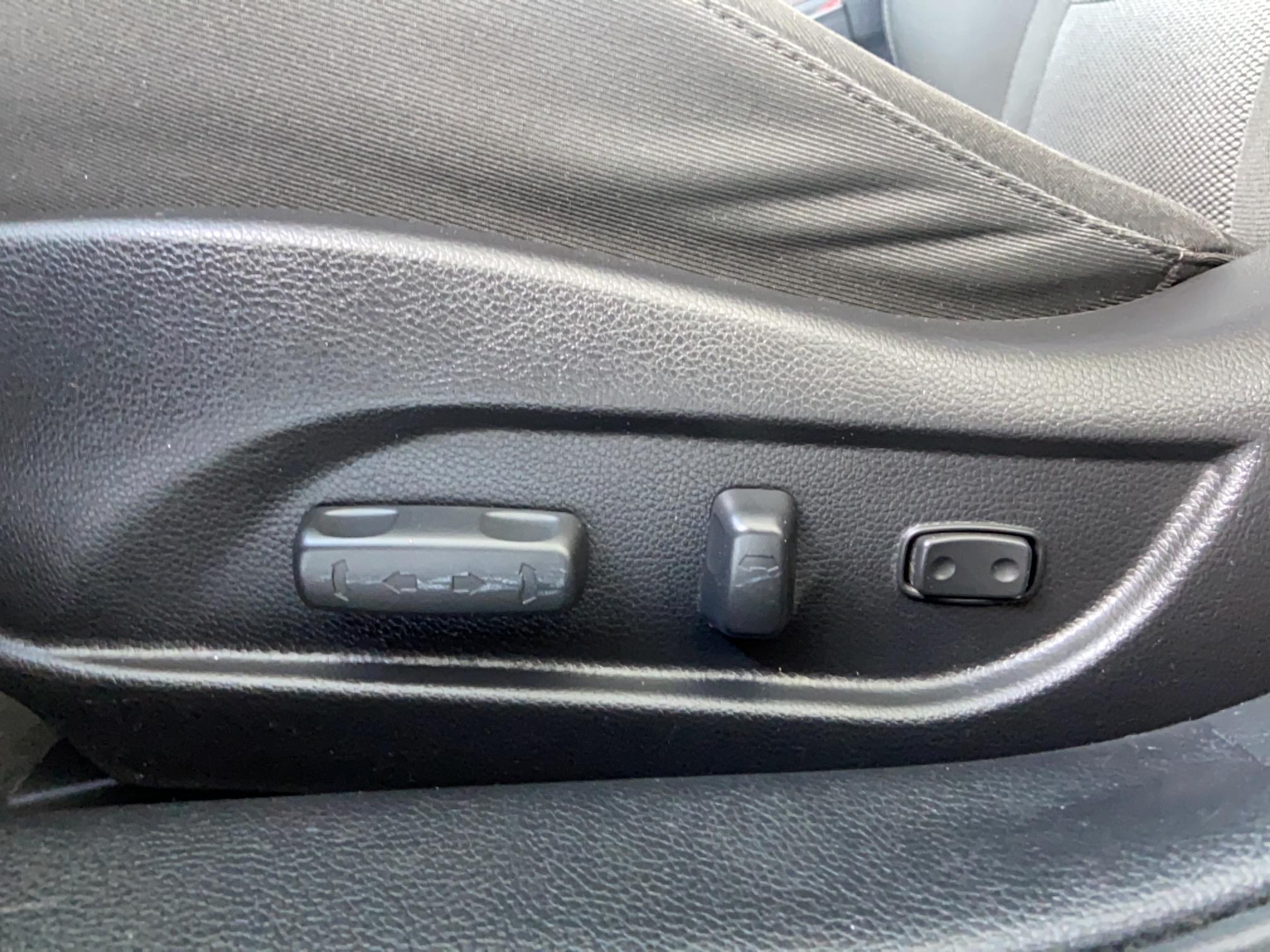 HYUNDAI i40 SW 1.7 CRDi 141 Blue Drive Intuitive DCT-7 - Véhicule Occasion Océane Auto