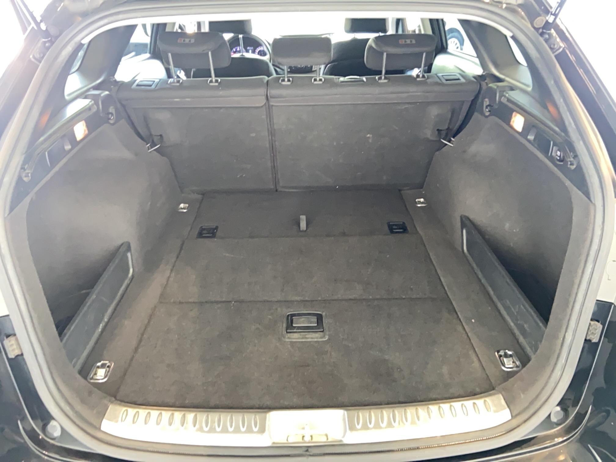 HYUNDAI i40 SW 1.7 CRDi 141 Blue Drive Intuitive DCT-7 - Véhicule Occasion Océane Auto