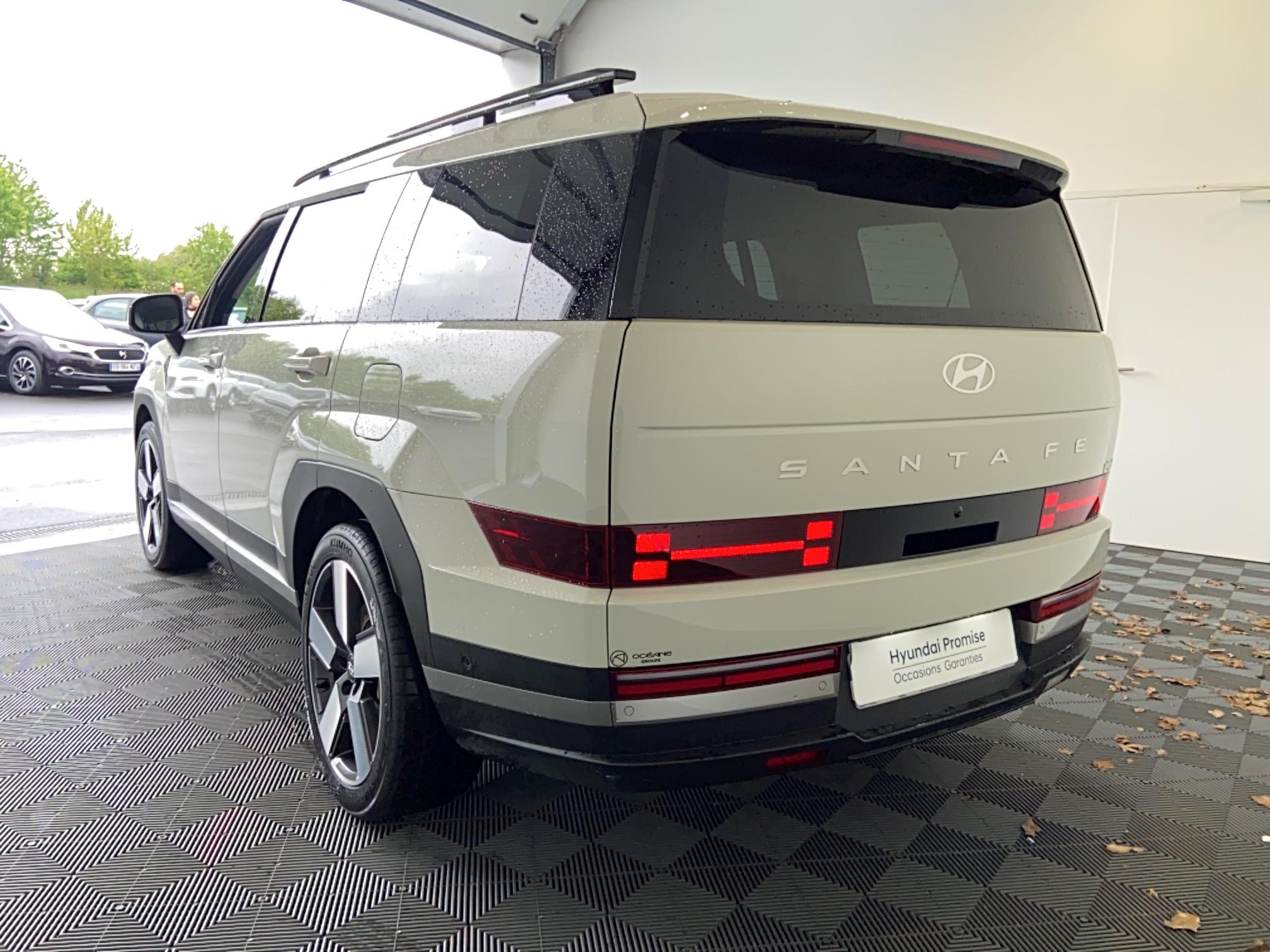 HYUNDAI Santa Fe 1.6 T-GDi Plug-in 253 HTRAC BVA6 Executive - Véhicule Occasion - Océane Auto HYUNDAI Santa Fe 1.6 T-GDi Plug-in 253 HTRAC BVA6 Executive - Véhicule Occasion Océane Auto