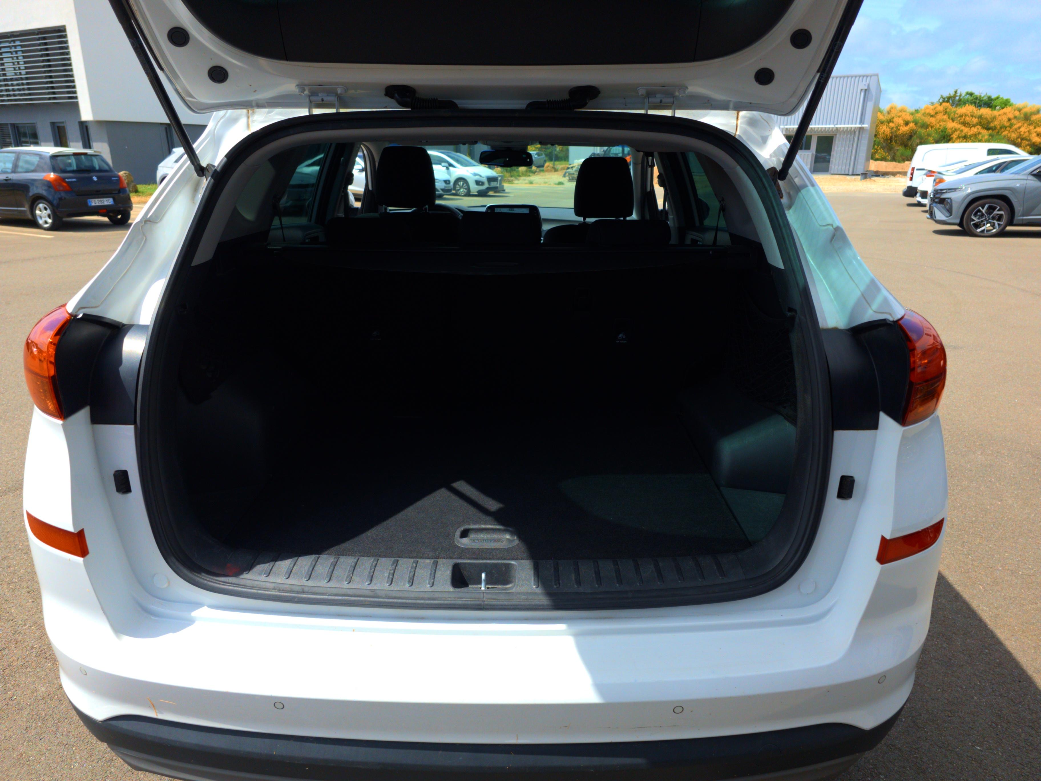 HYUNDAI Tucson 1.6 CRDi 115 Creative - Véhicule Occasion - Océane Auto HYUNDAI Tucson 1.6 CRDi 115 Creative - Véhicule Occasion Océane Auto