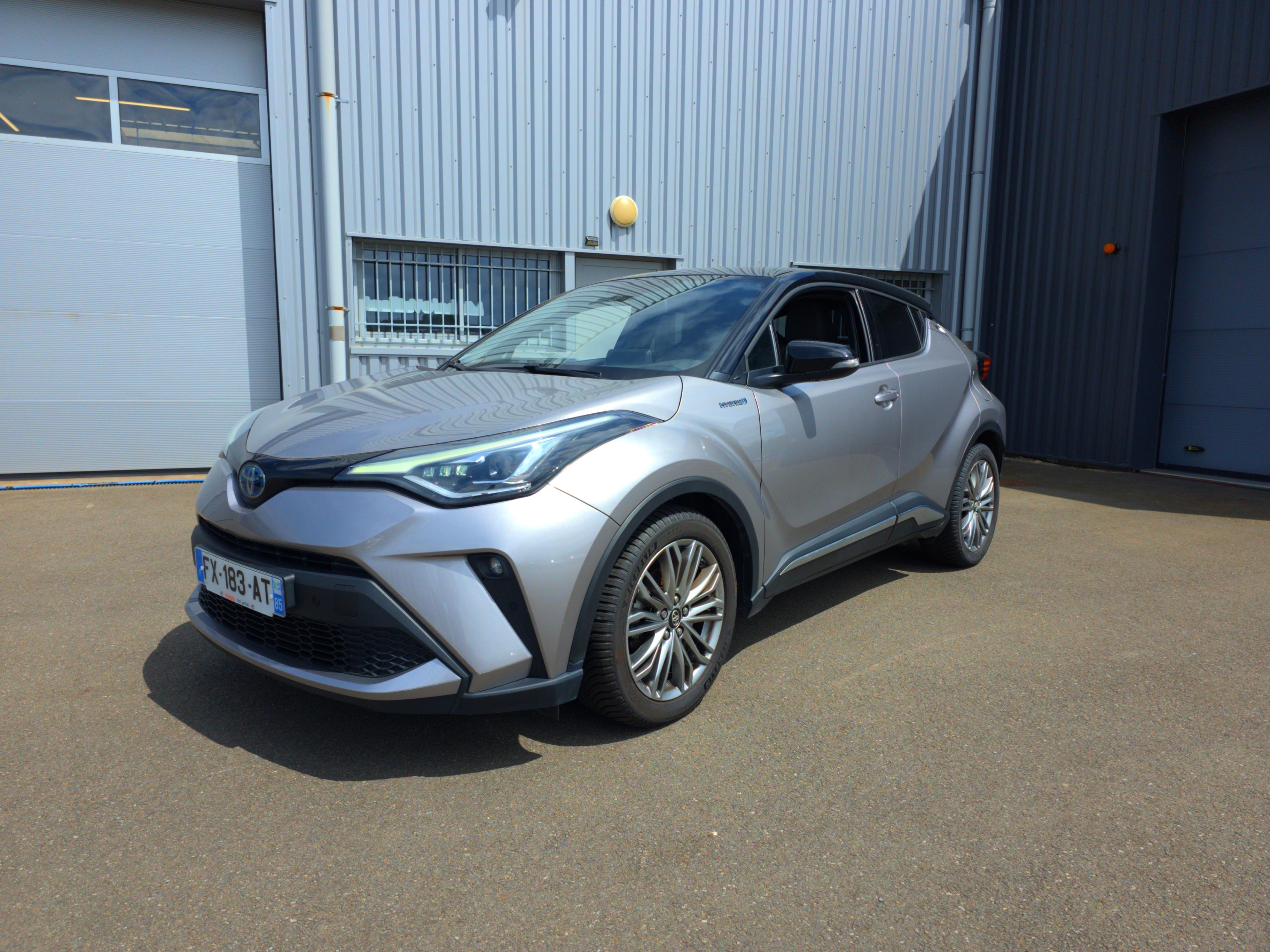 TOYOTA C-HR Hybride 1.8L Distinctive - Véhicule Occasion - Océane Auto TOYOTA C-HR Hybride 1.8L Distinctive - Véhicule Occasion Océane Auto