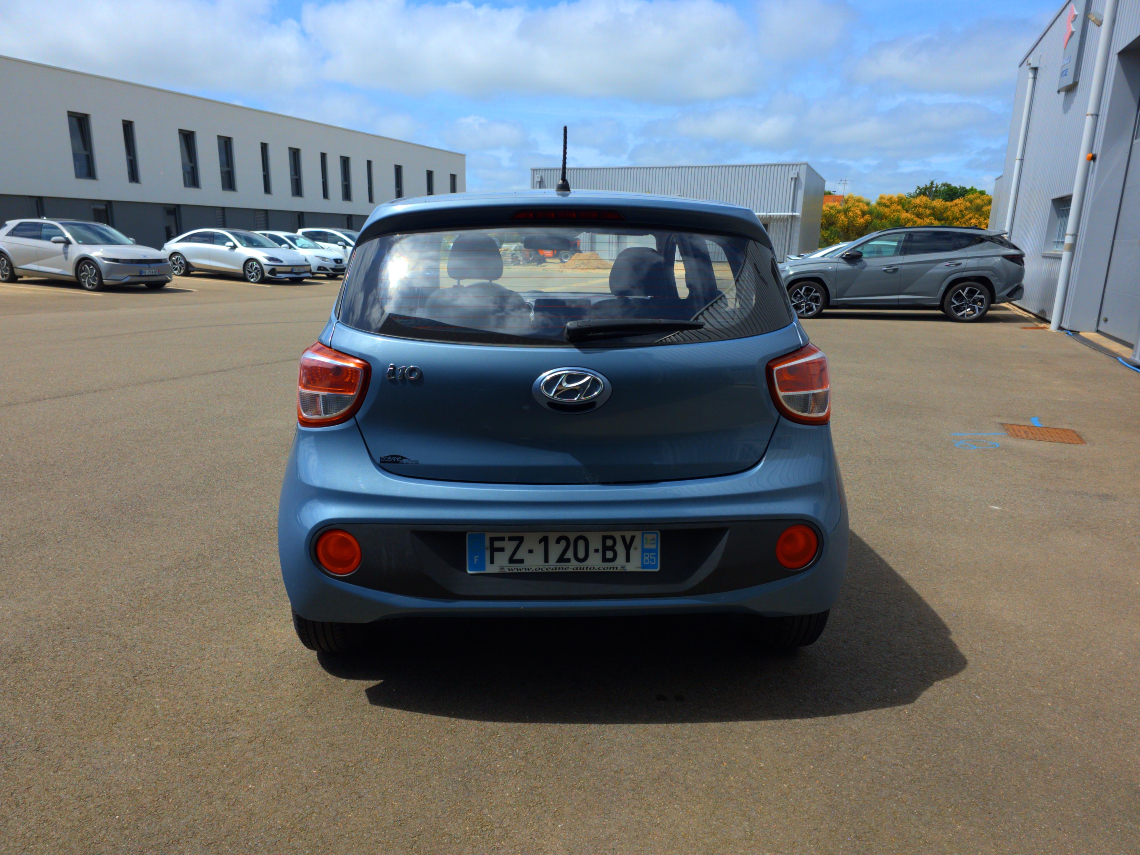 HYUNDAI i10 1.0 66 BVM5 Initia - Véhicule Occasion - Océane Auto HYUNDAI i10 1.0 66 BVM5 Initia - Véhicule Occasion Océane Auto