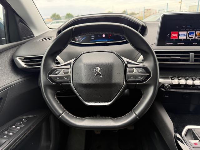 PEUGEOT 5008 BlueHDi 130ch S&S BVM6 Allure - Véhicule Occasion - Océane Auto PEUGEOT 5008 BlueHDi 130ch S&S BVM6 Allure - Véhicule Occasion Océane Auto