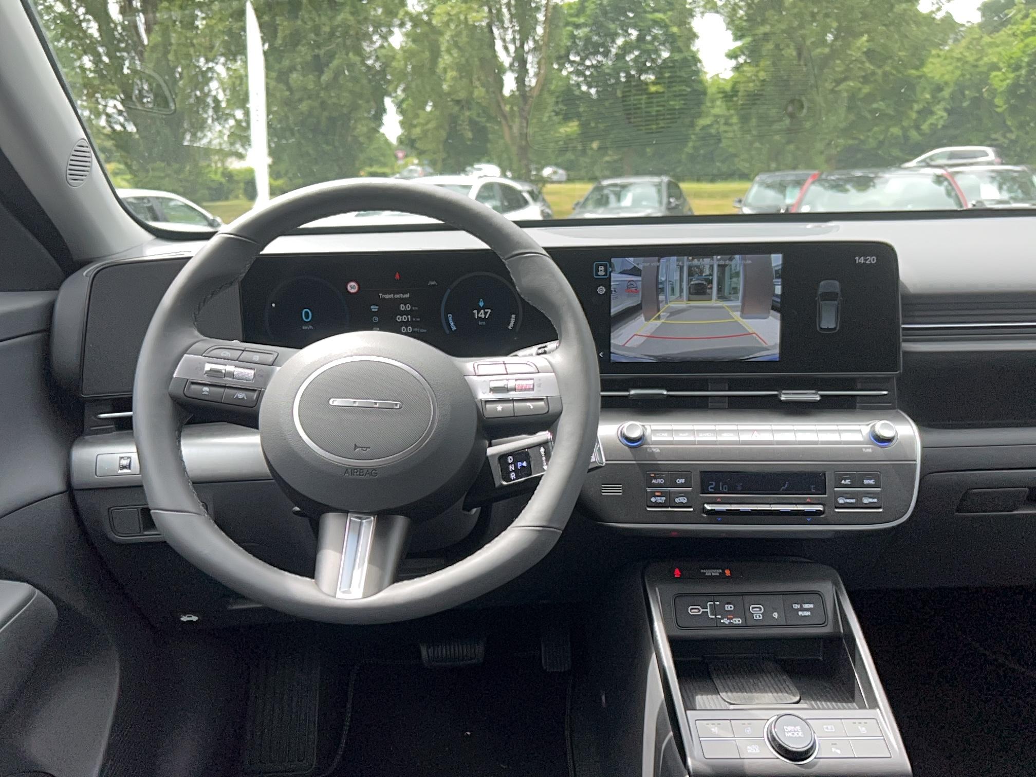HYUNDAI Kona Electrique 65 kWh - 217 ch Creative - Véhicule Occasion - Océane Auto HYUNDAI Kona Electrique 65 kWh - 217 ch Creative - Véhicule Occasion Océane Auto