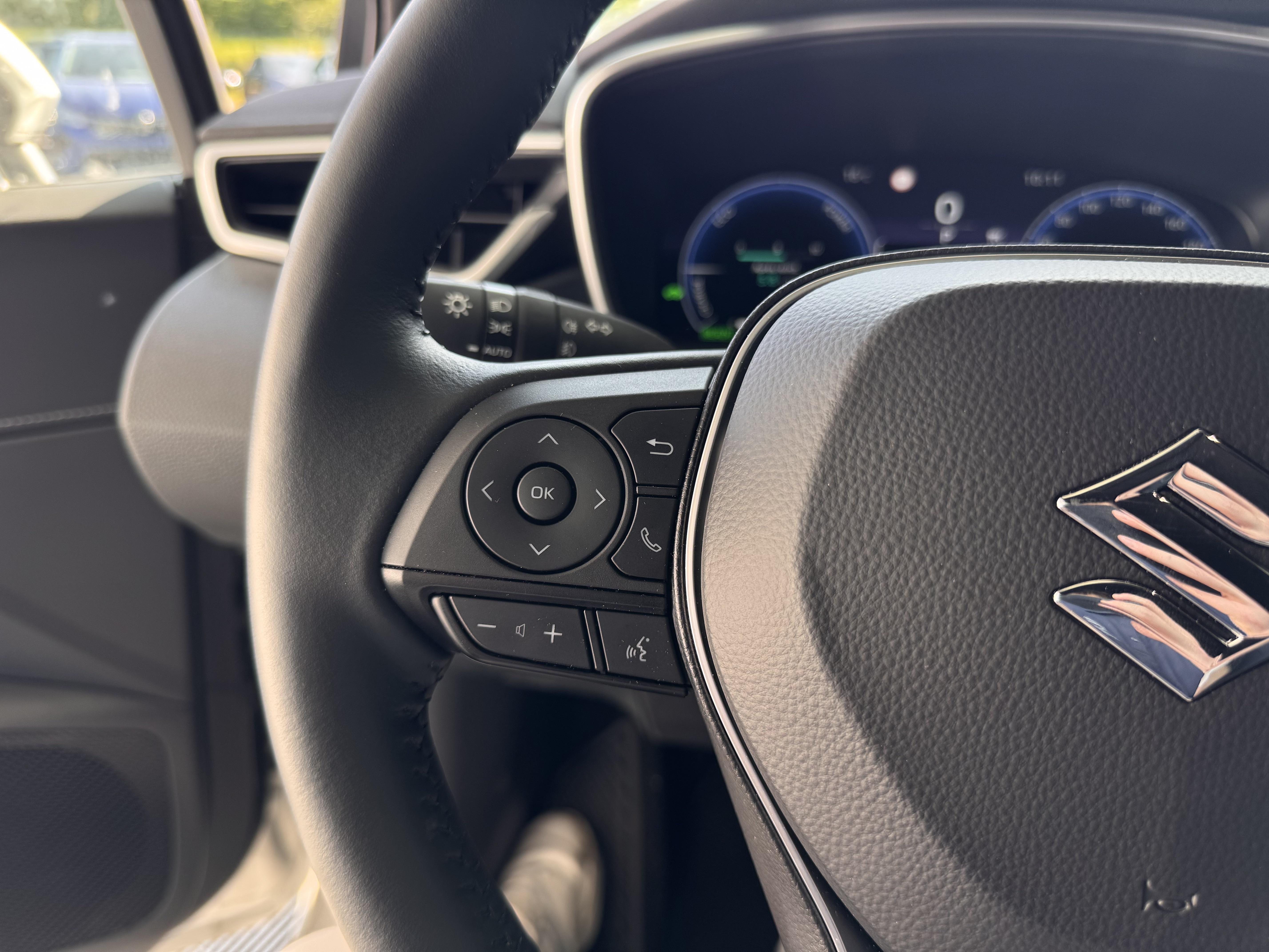 SUZUKI Swace 1.8 Hybrid Pack - Véhicule Occasion Océane Auto