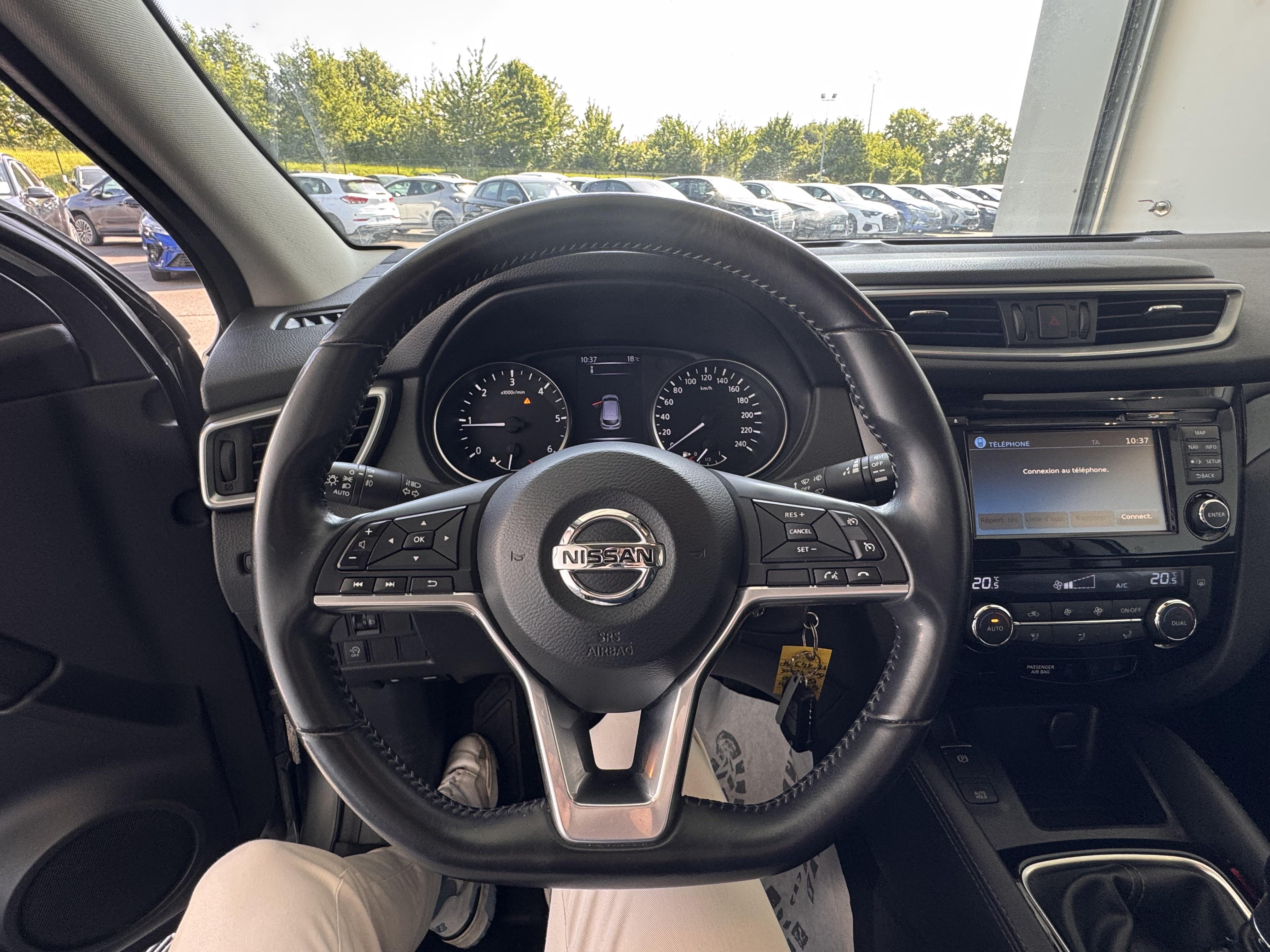 NISSAN Qashqai 1.6 dCi 130 N-Connecta - Véhicule Occasion - Océane Auto NISSAN Qashqai 1.6 dCi 130 N-Connecta - Véhicule Occasion Océane Auto